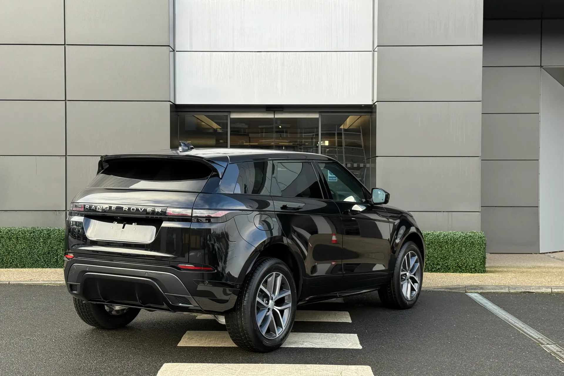 LAND ROVER RANGE ROVER EVOQUE thumbnail image number 14