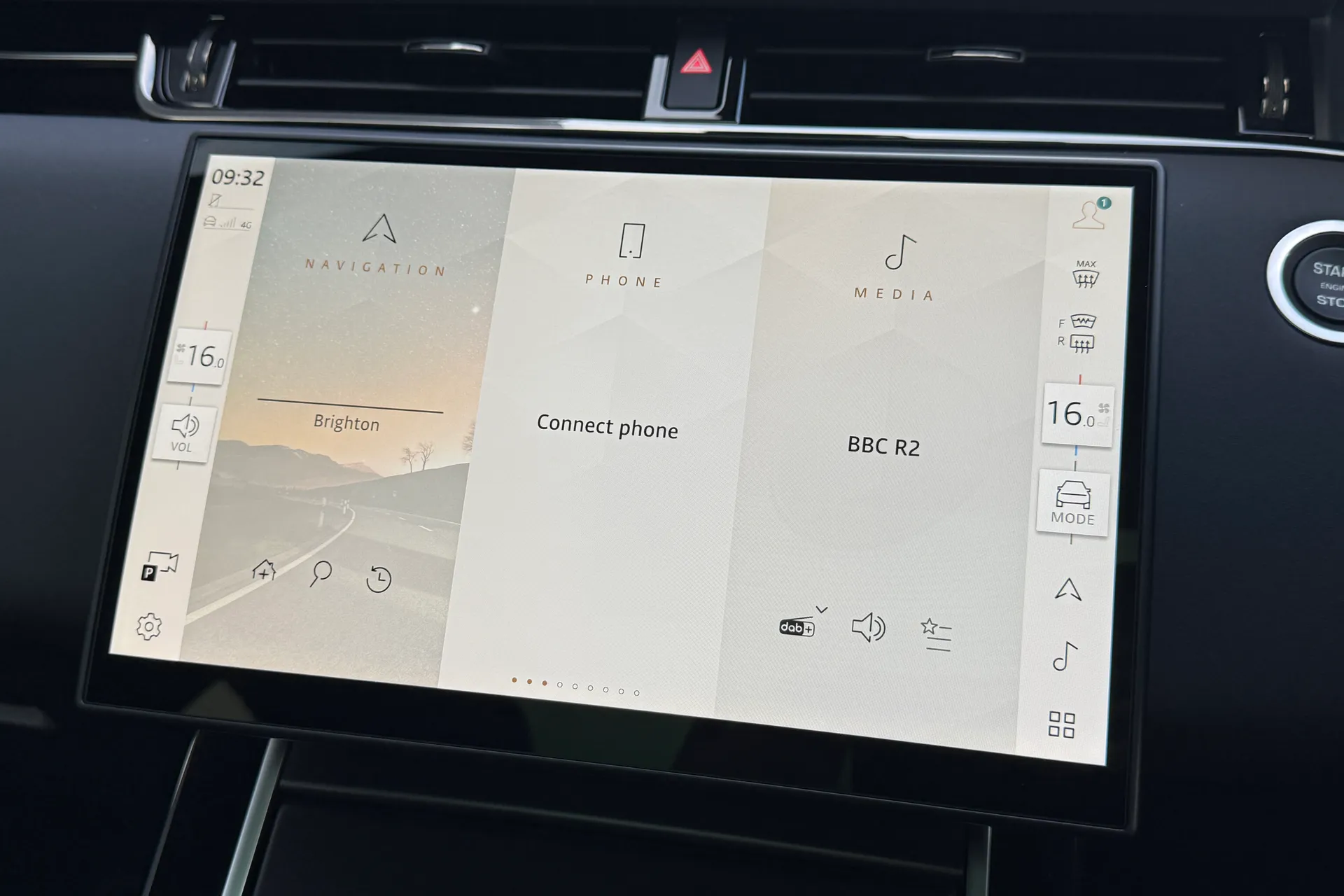 LAND ROVER RANGE ROVER EVOQUE thumbnail image number 39