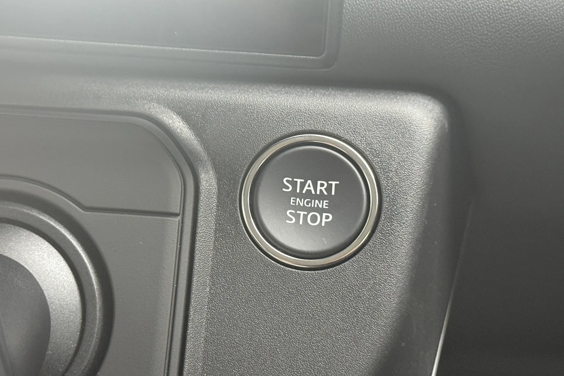 LAND ROVER Defender 110 thumbnail image number 56