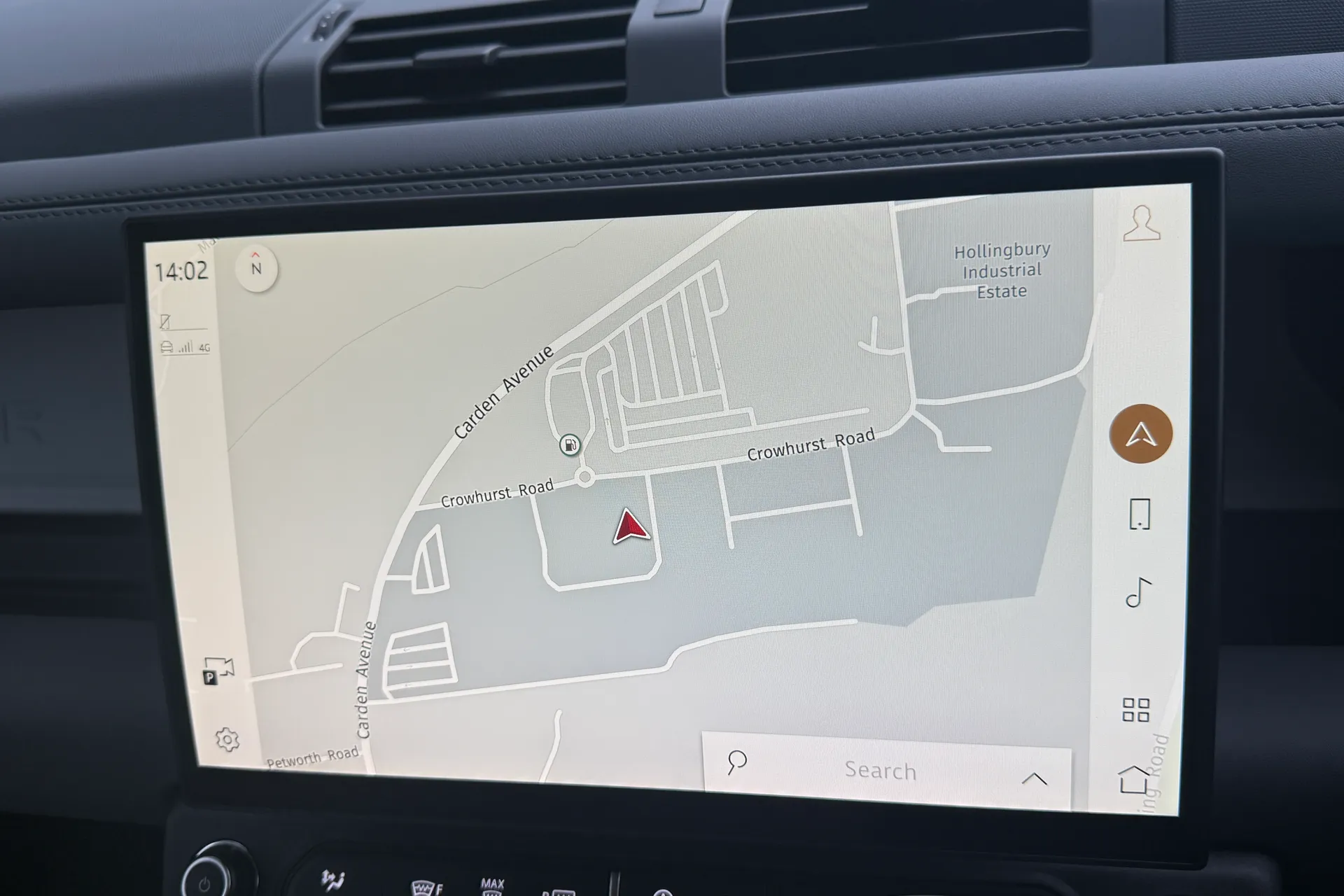 LAND ROVER Defender 110 thumbnail image number 5