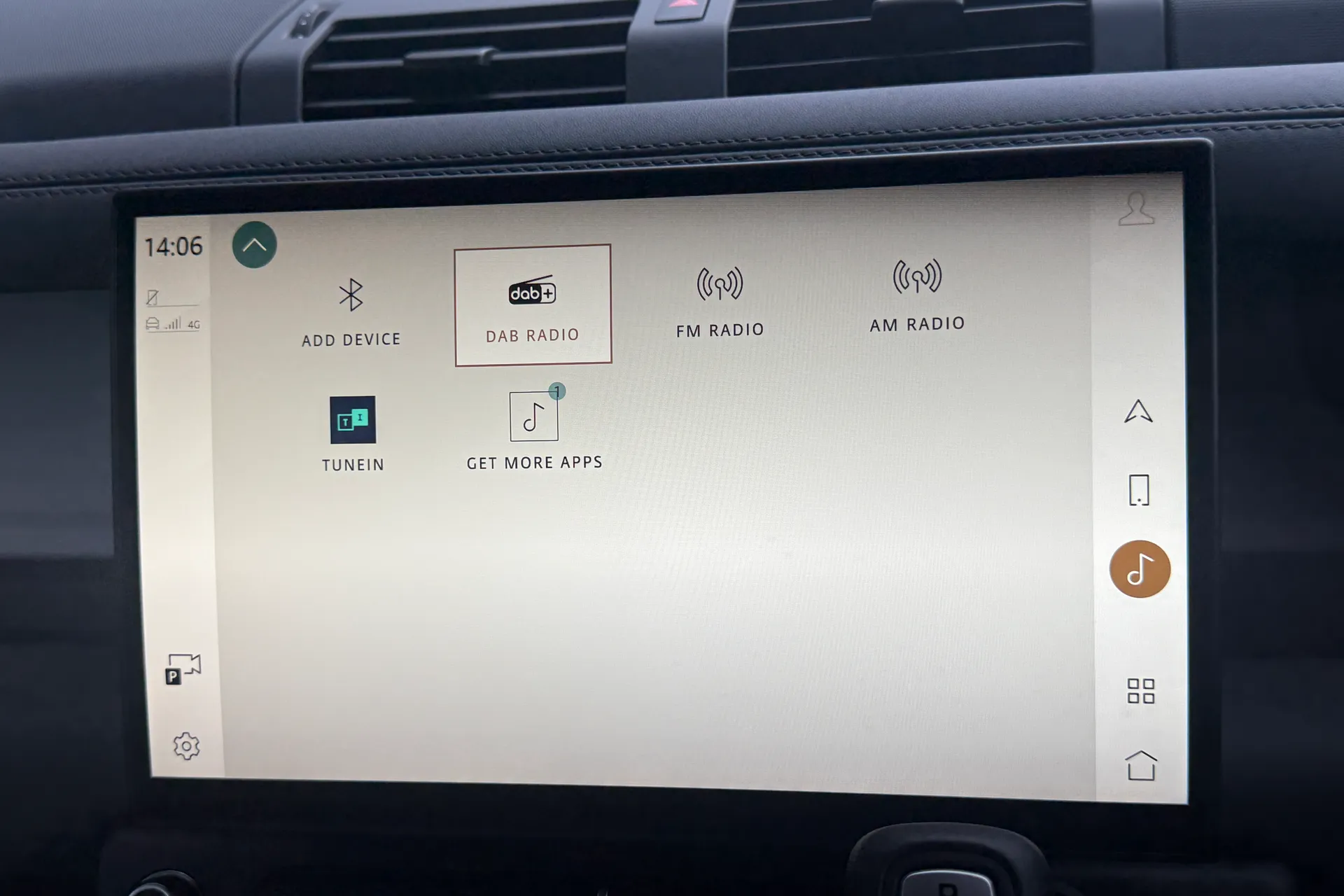 LAND ROVER Defender 110 thumbnail image number 22