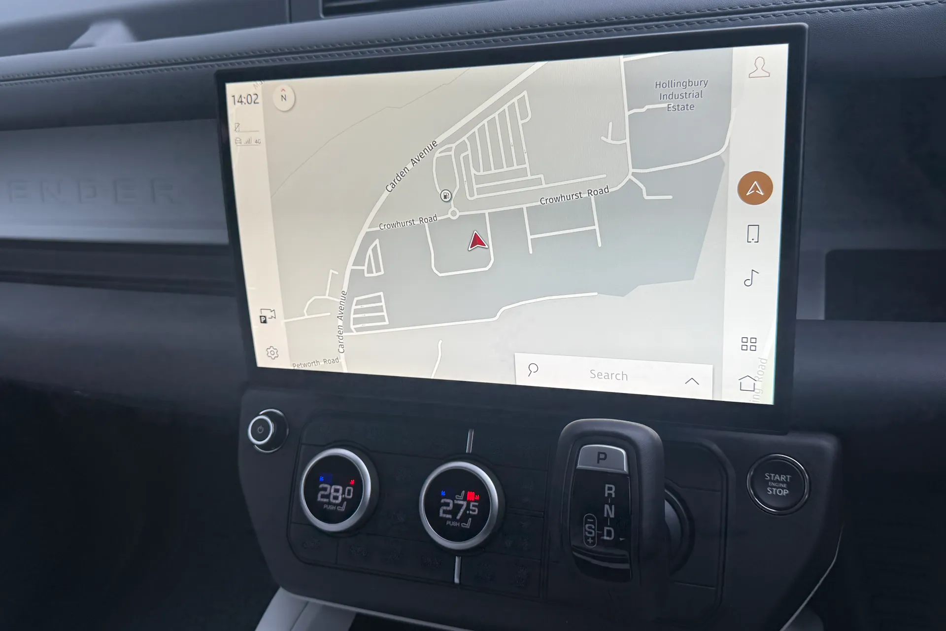 LAND ROVER Defender 110 thumbnail image number 31