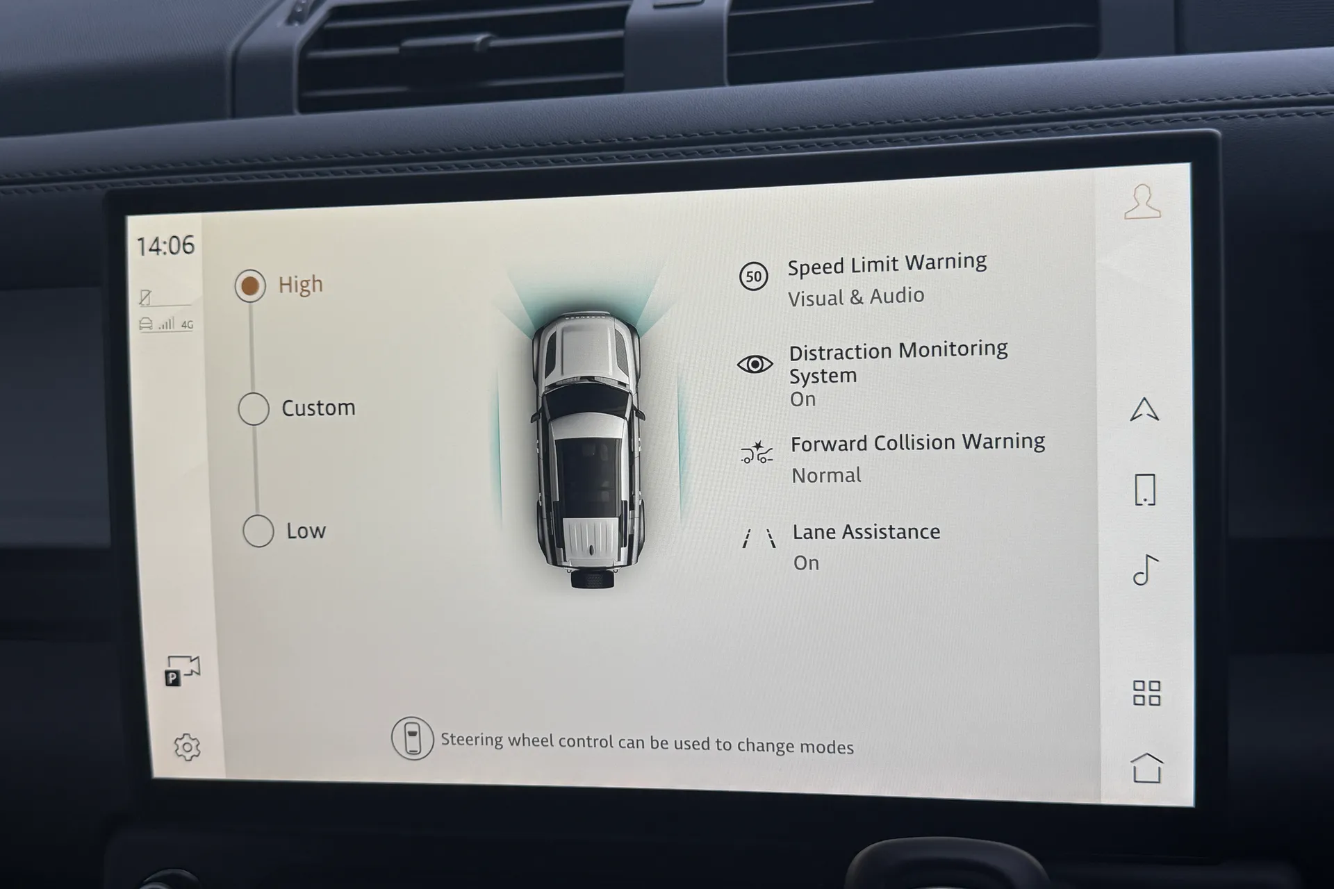 LAND ROVER Defender 110 thumbnail image number 33