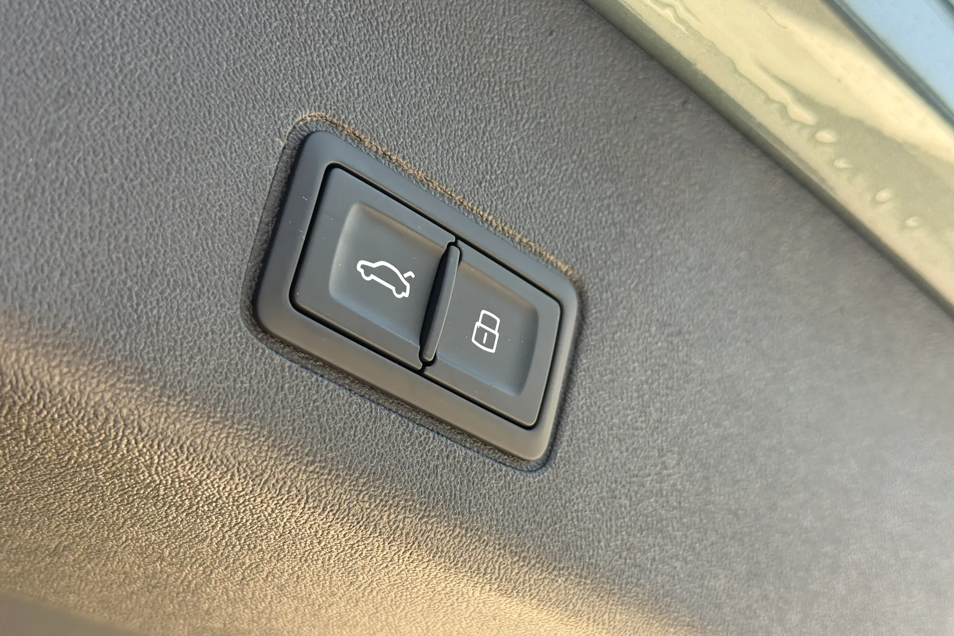 Audi Q3 thumbnail image number 45