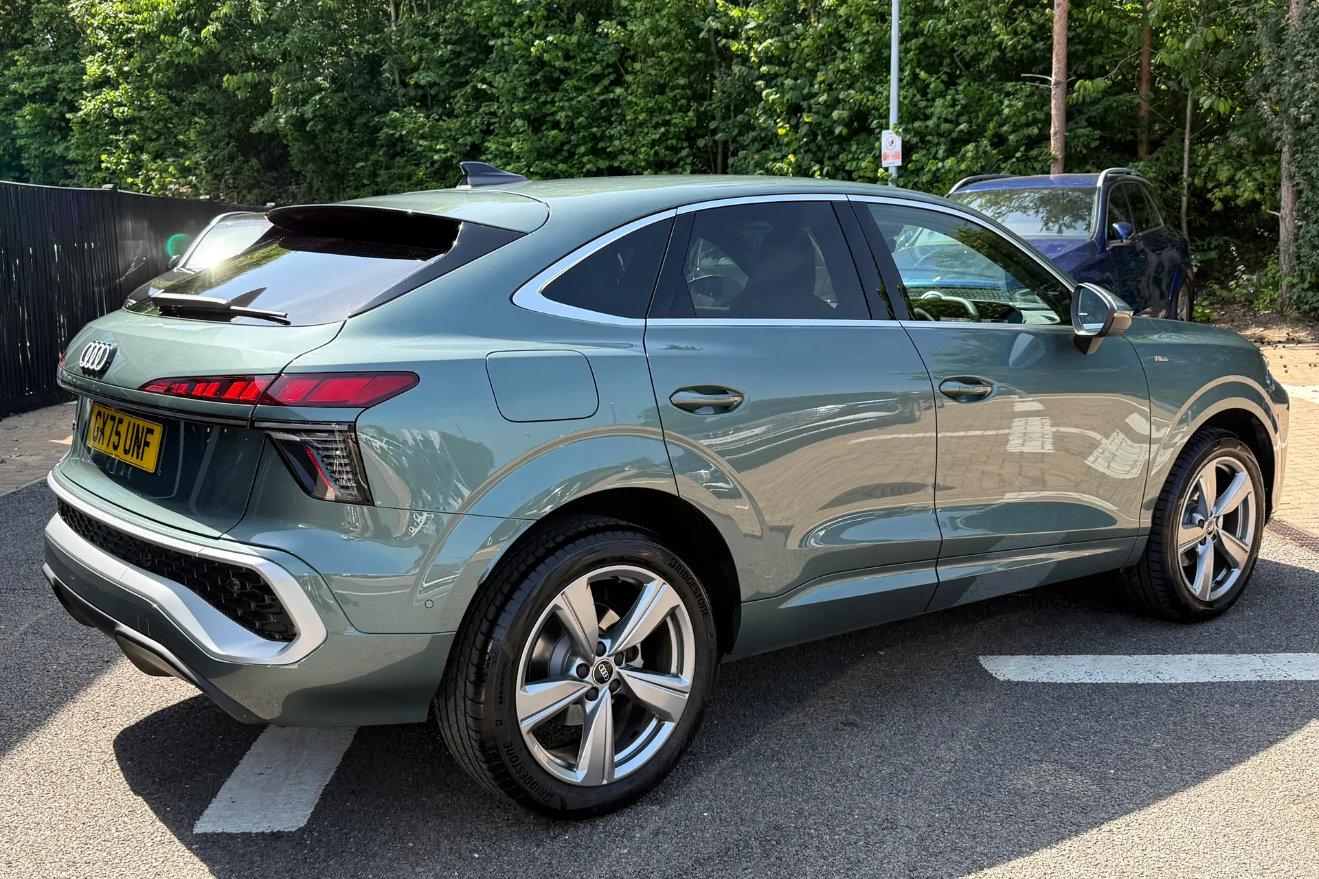 Audi Q3 thumbnail image number 42