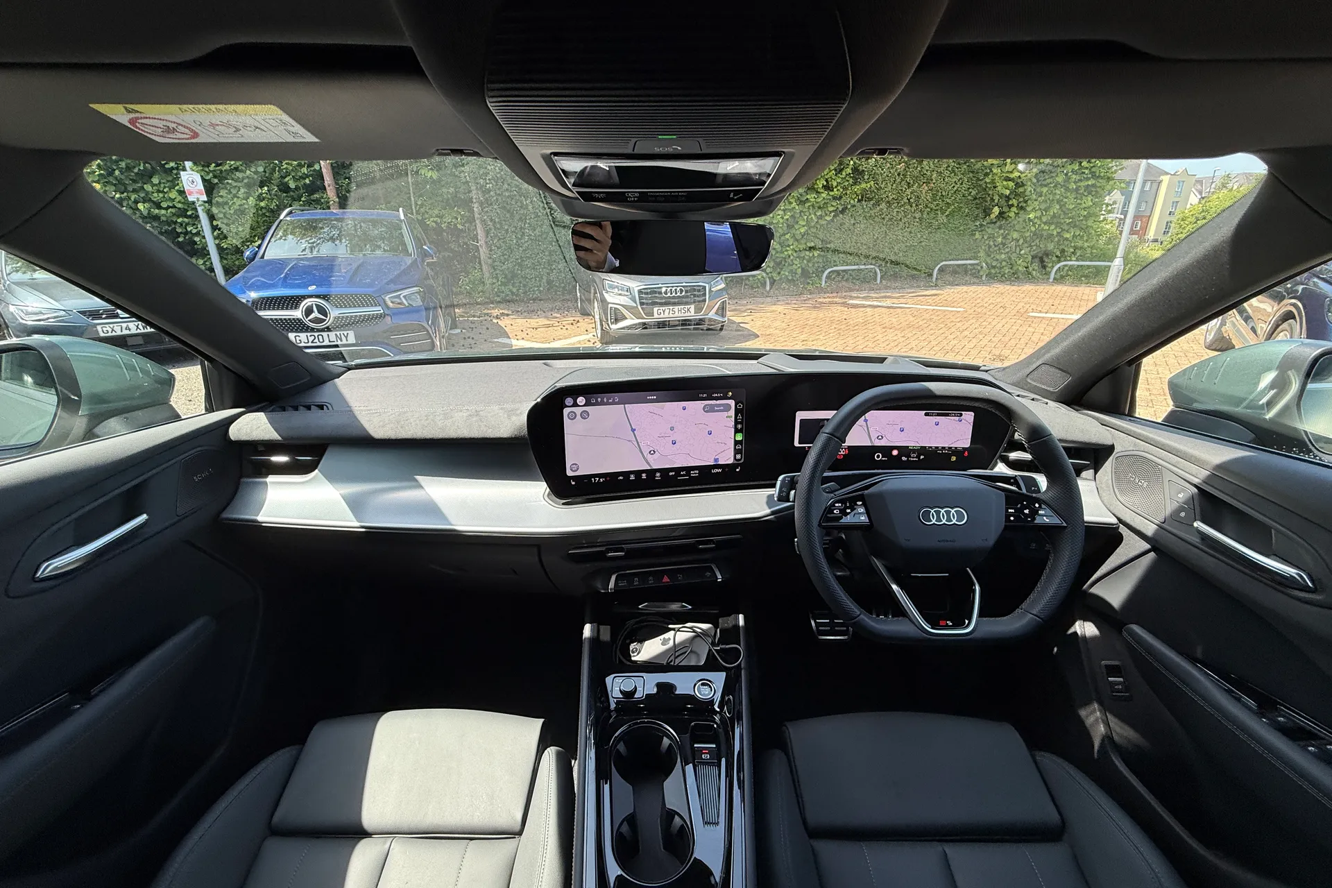 Audi Q3 thumbnail image number 3