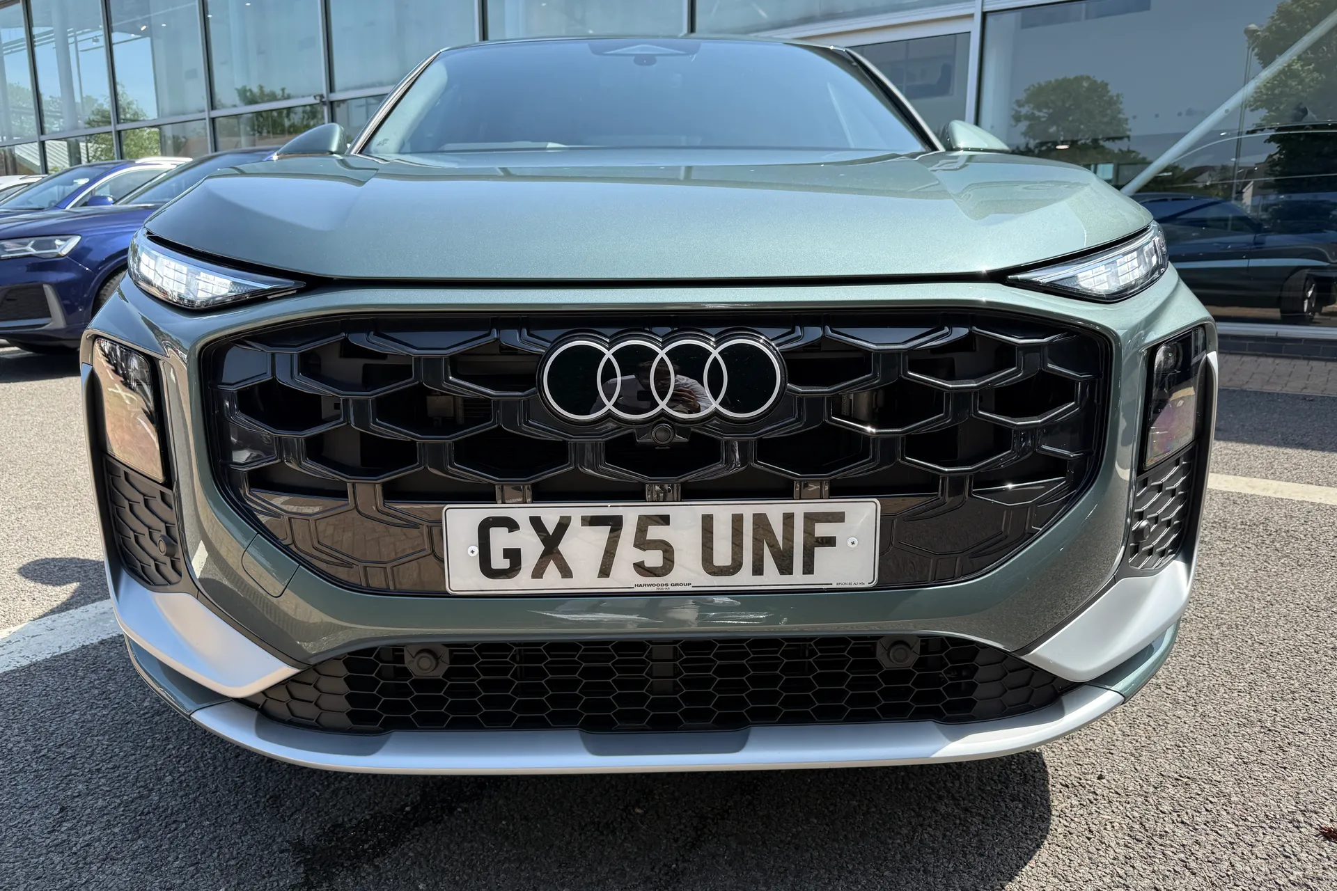 Audi Q3 thumbnail image number 59