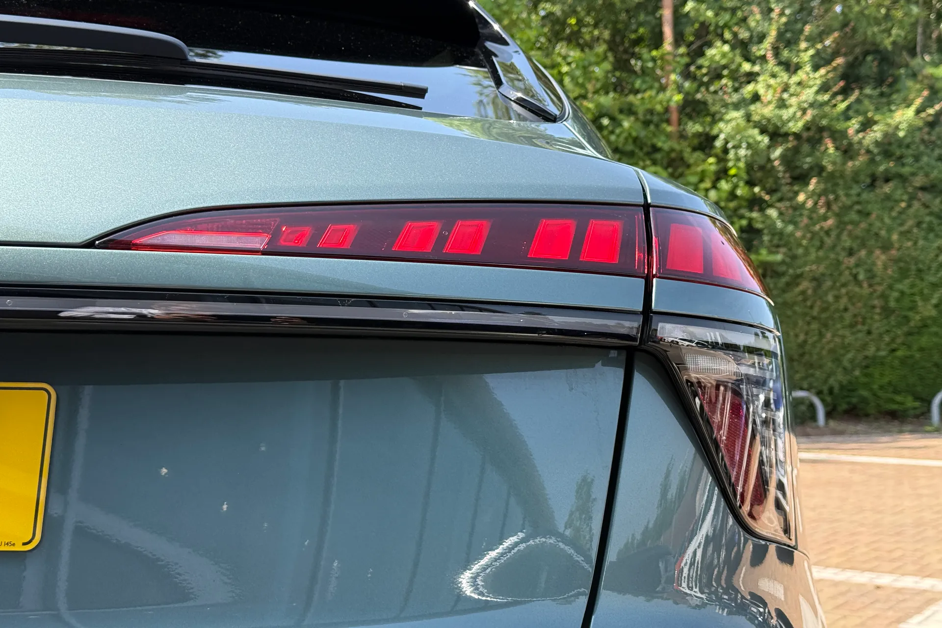 Audi Q3 thumbnail image number 48