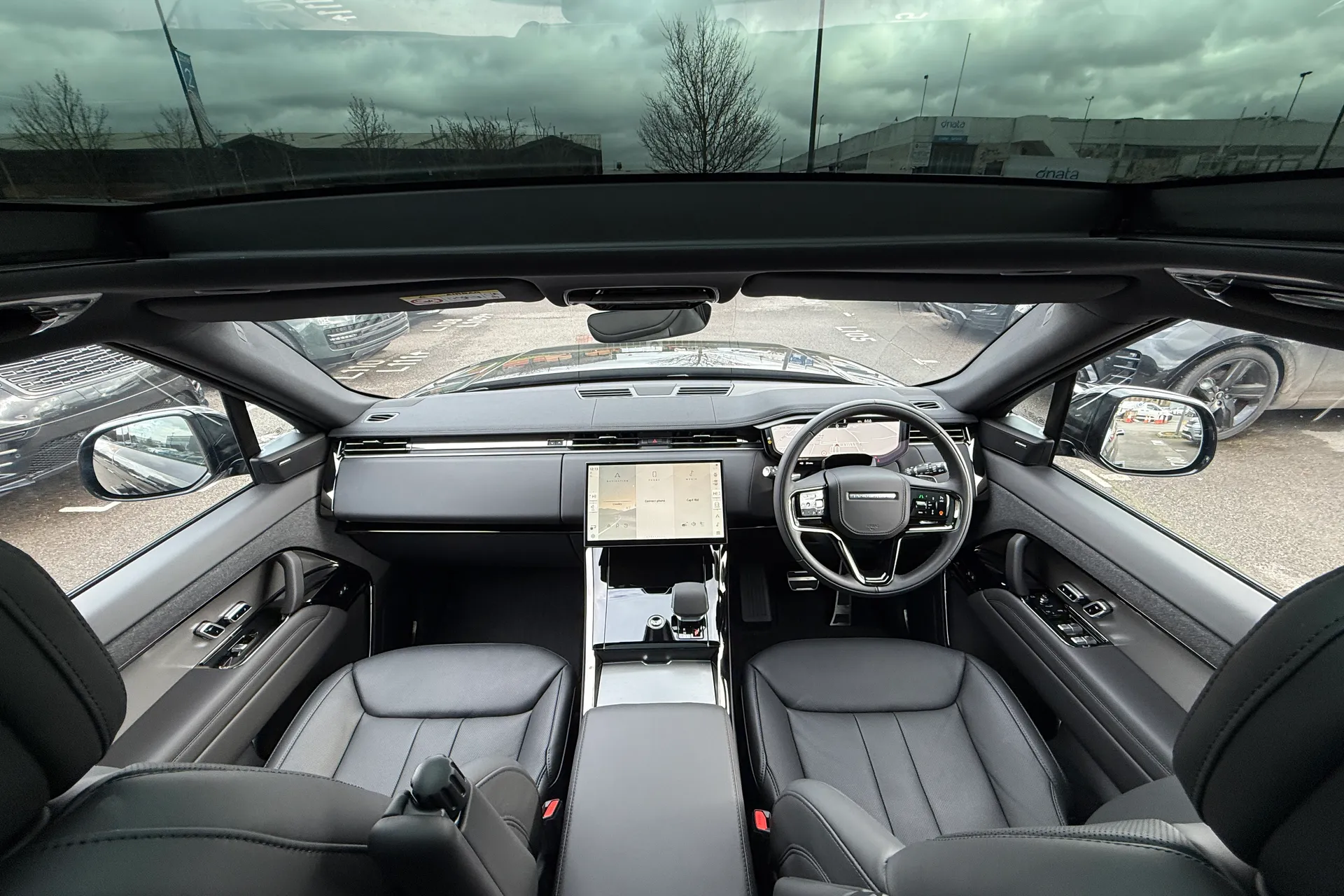 LAND ROVER RANGE ROVER SPORT thumbnail image number 3