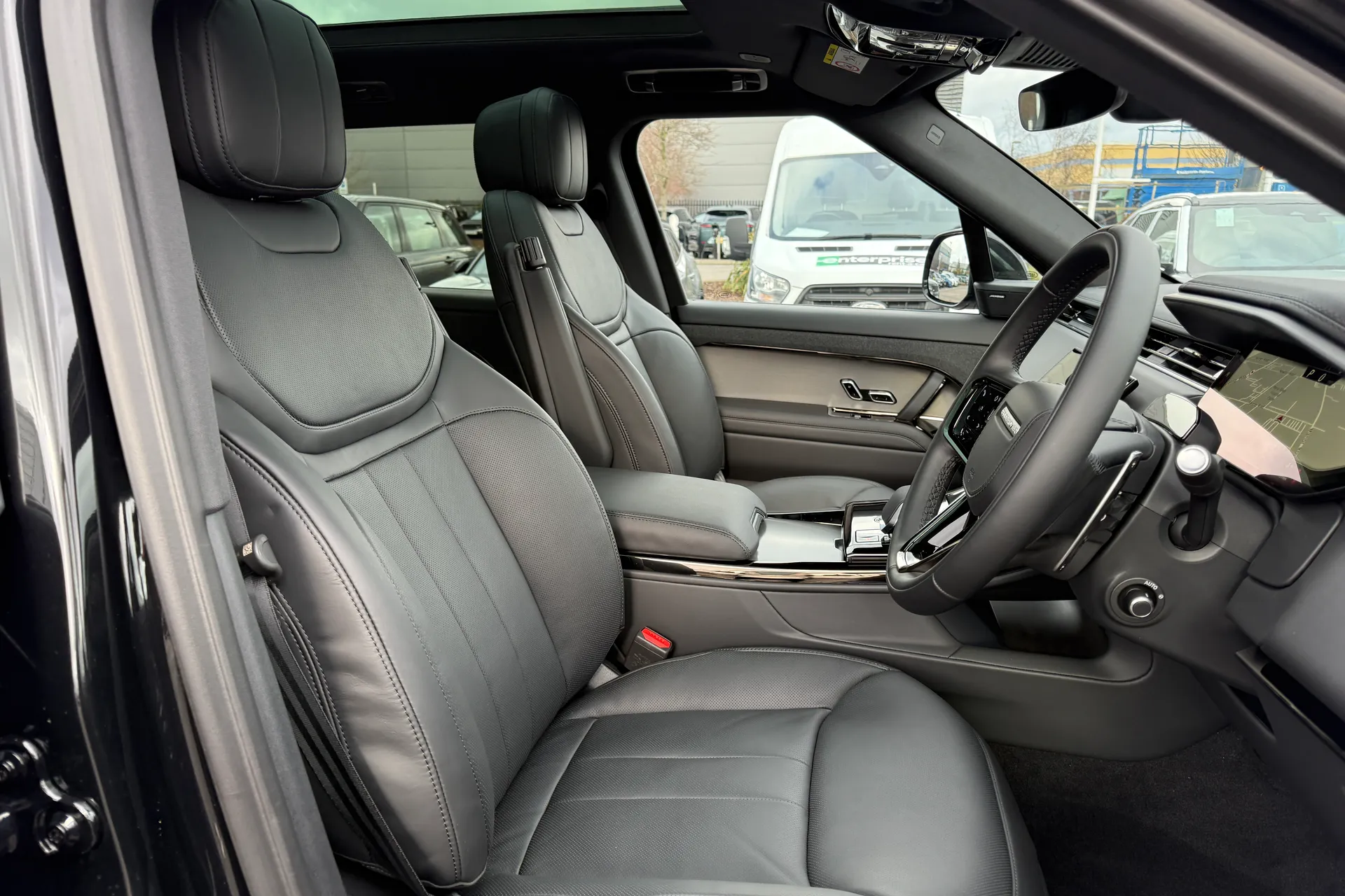 LAND ROVER RANGE ROVER SPORT thumbnail image number 26