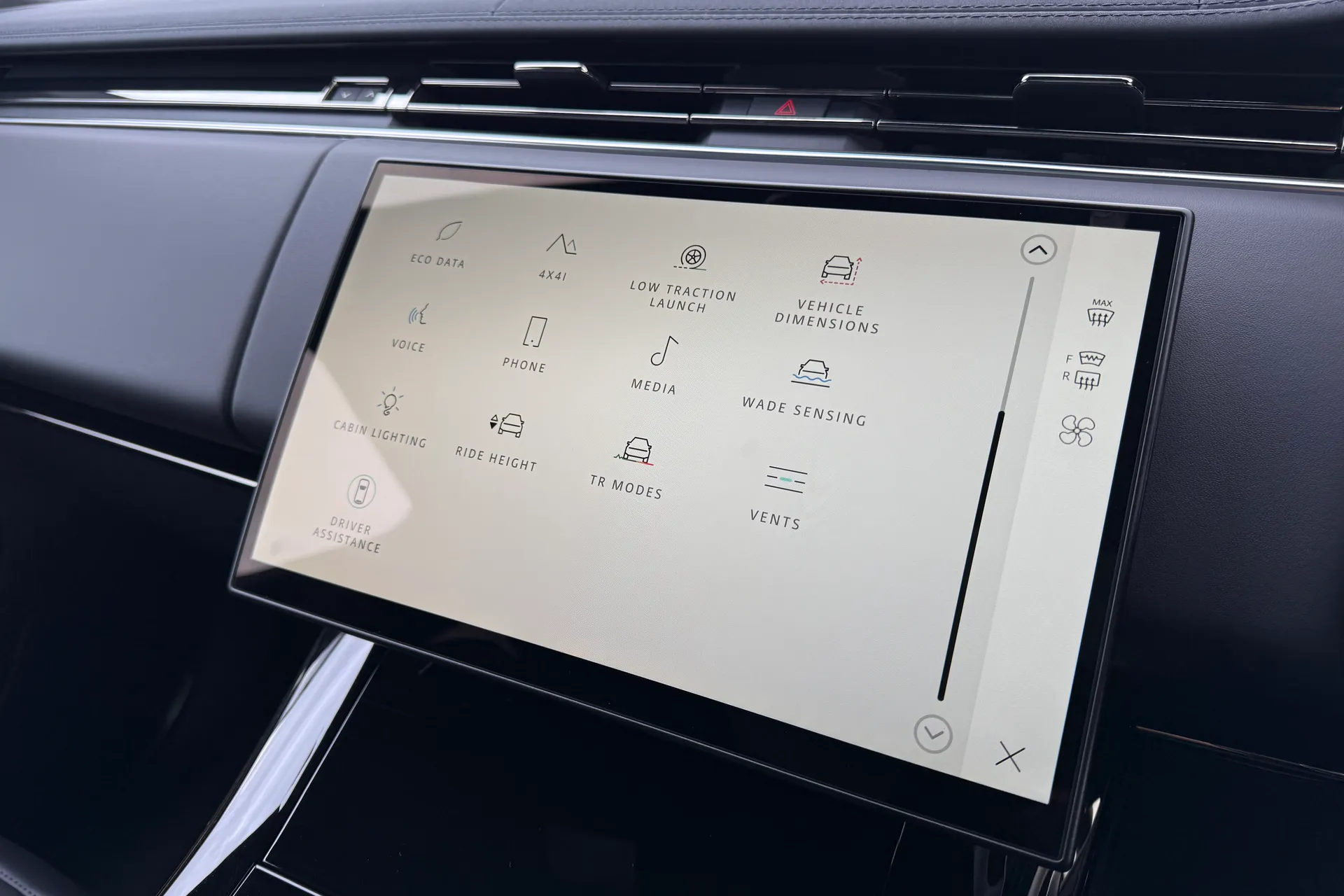 LAND ROVER RANGE ROVER SPORT thumbnail image number 36