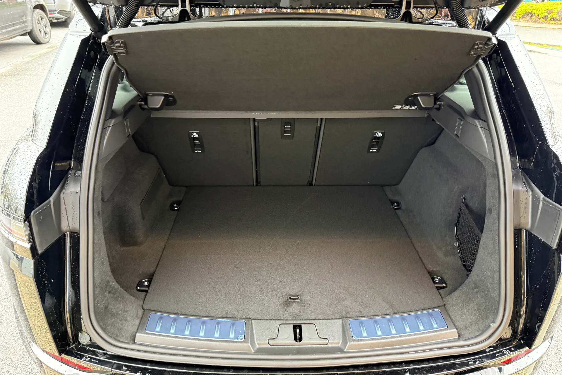 LAND ROVER RANGE ROVER EVOQUE thumbnail image number 10