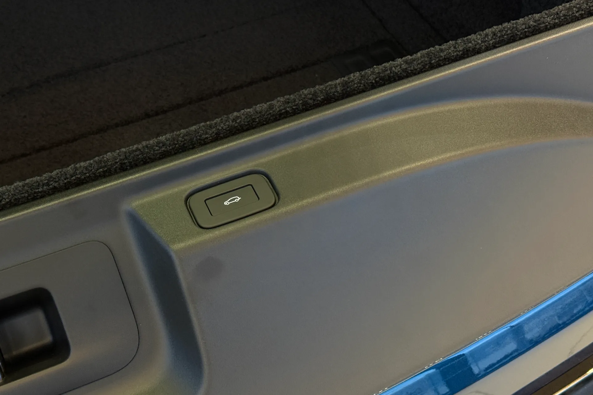 LAND ROVER RANGE ROVER thumbnail image number 31