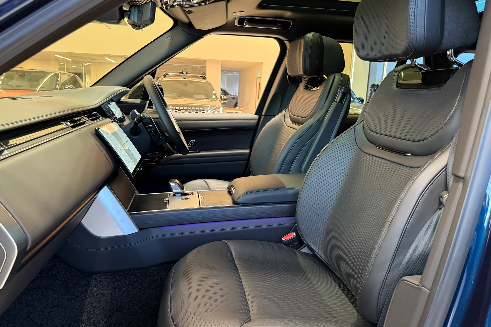 LAND ROVER RANGE ROVER thumbnail image number 42