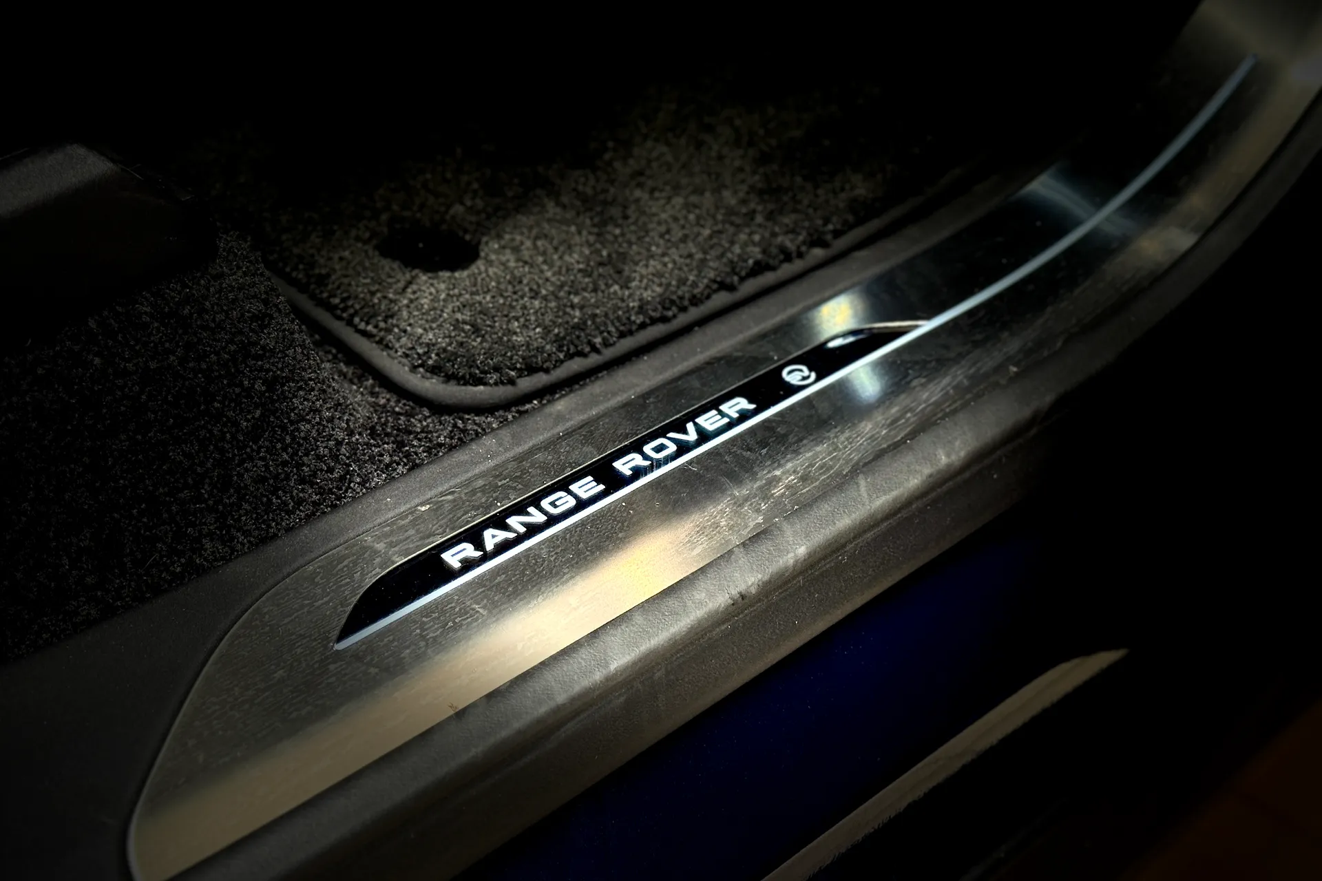 LAND ROVER RANGE ROVER thumbnail image number 37