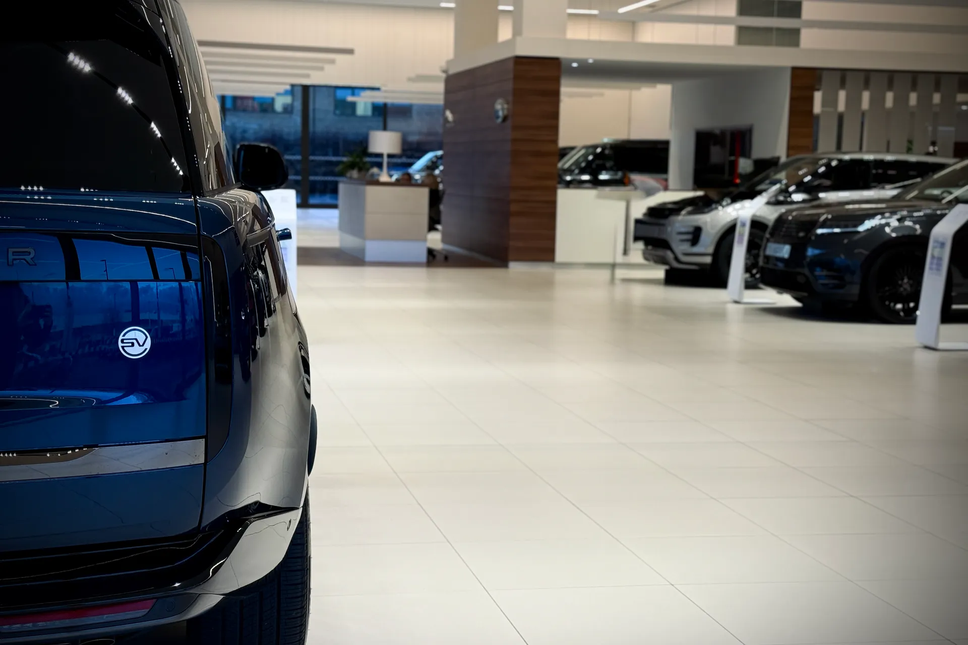 LAND ROVER RANGE ROVER thumbnail image number 18