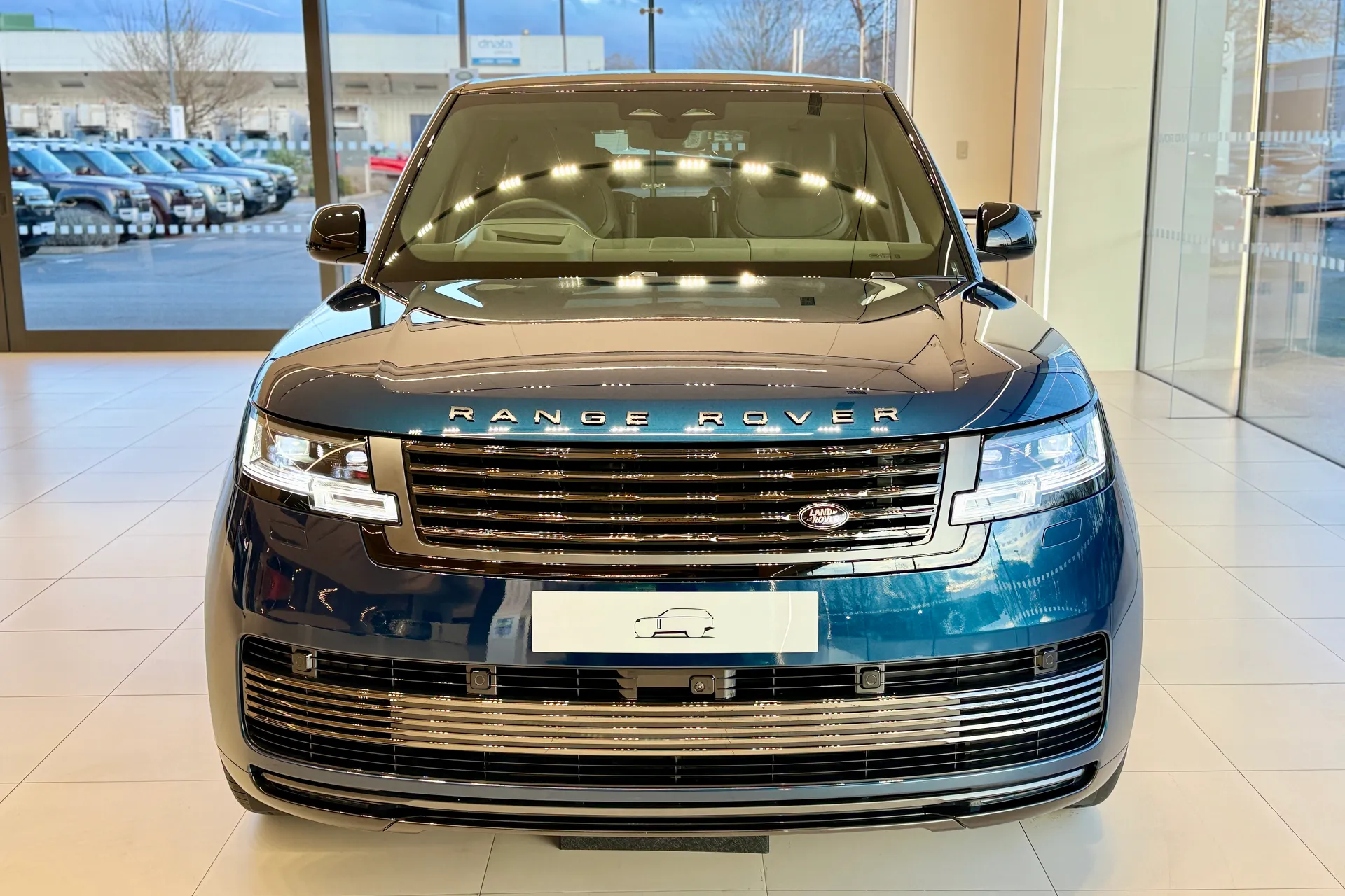 LAND ROVER RANGE ROVER thumbnail image number 16