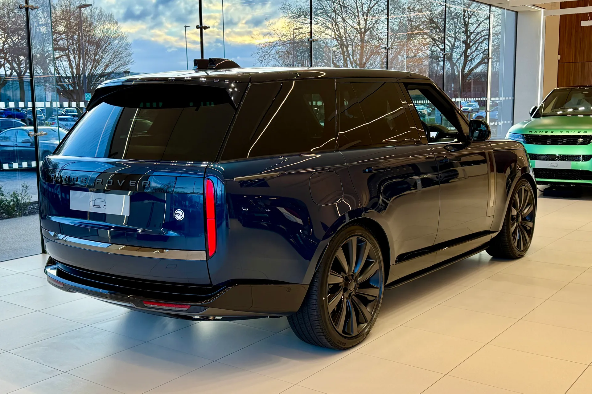 LAND ROVER RANGE ROVER thumbnail image number 13