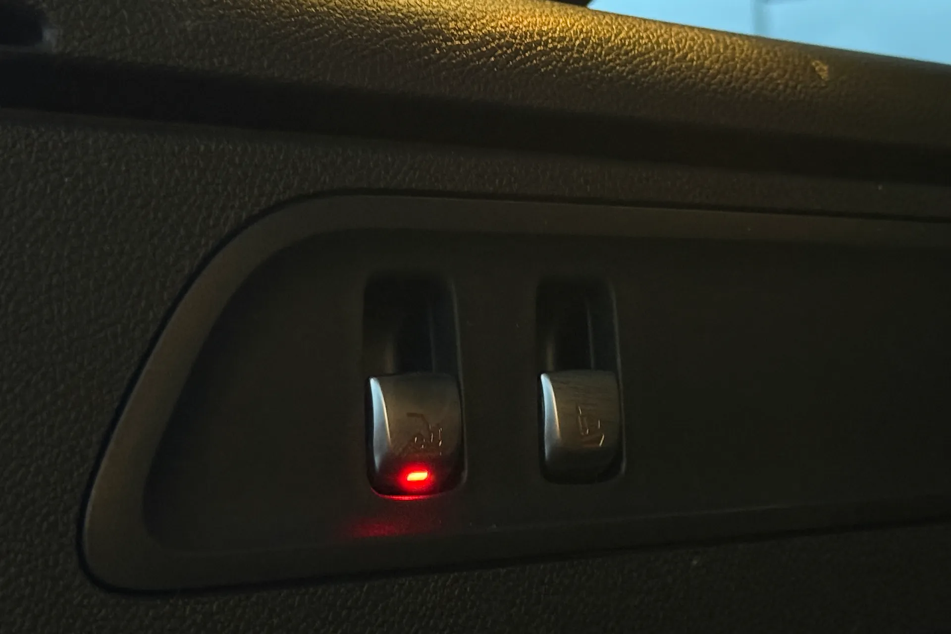 MERCEDES-BENZ GLC thumbnail image number 34