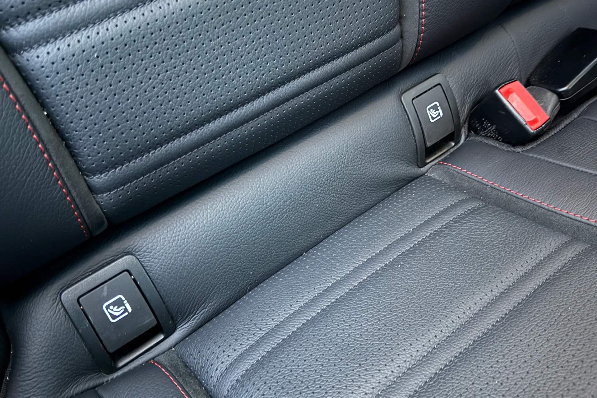 MERCEDES-BENZ GLC thumbnail image number 37