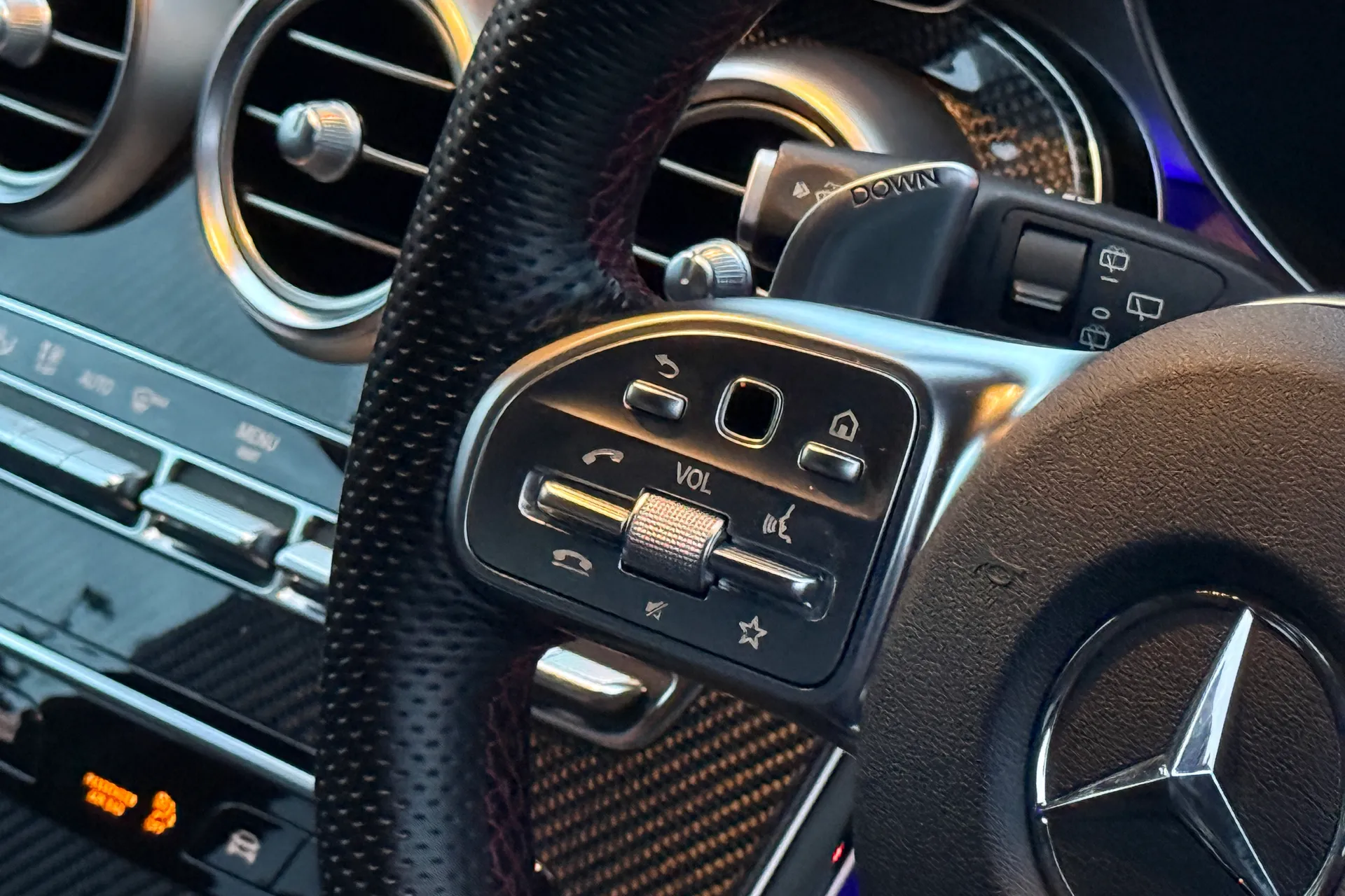 MERCEDES-BENZ GLC thumbnail image number 45