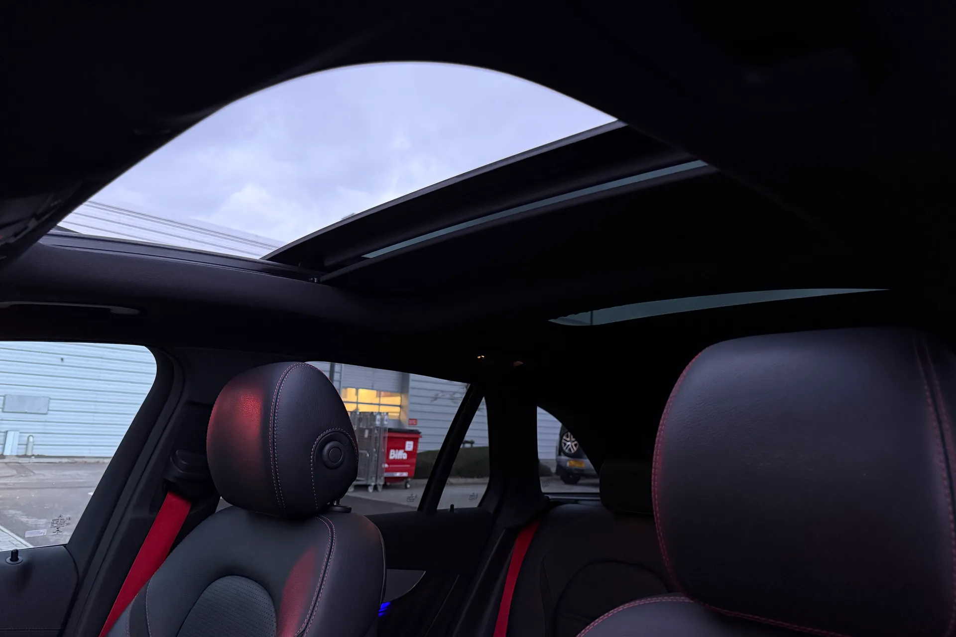 MERCEDES-BENZ GLC thumbnail image number 8