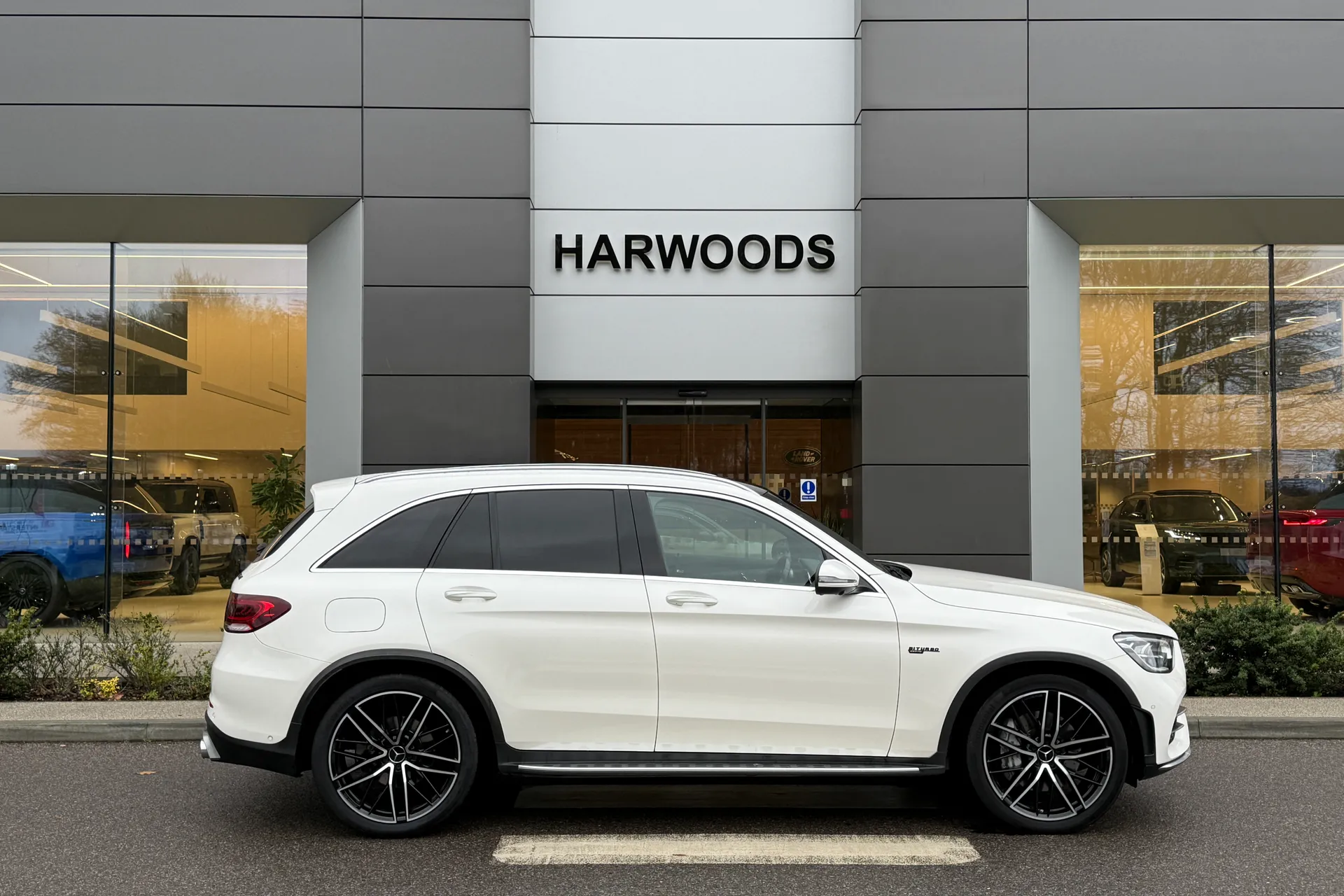MERCEDES-BENZ GLC thumbnail image number 2