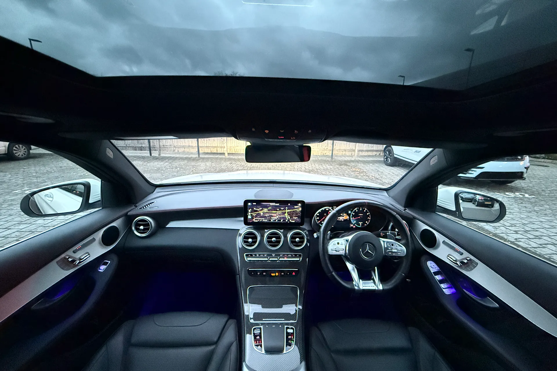 MERCEDES-BENZ GLC thumbnail image number 4