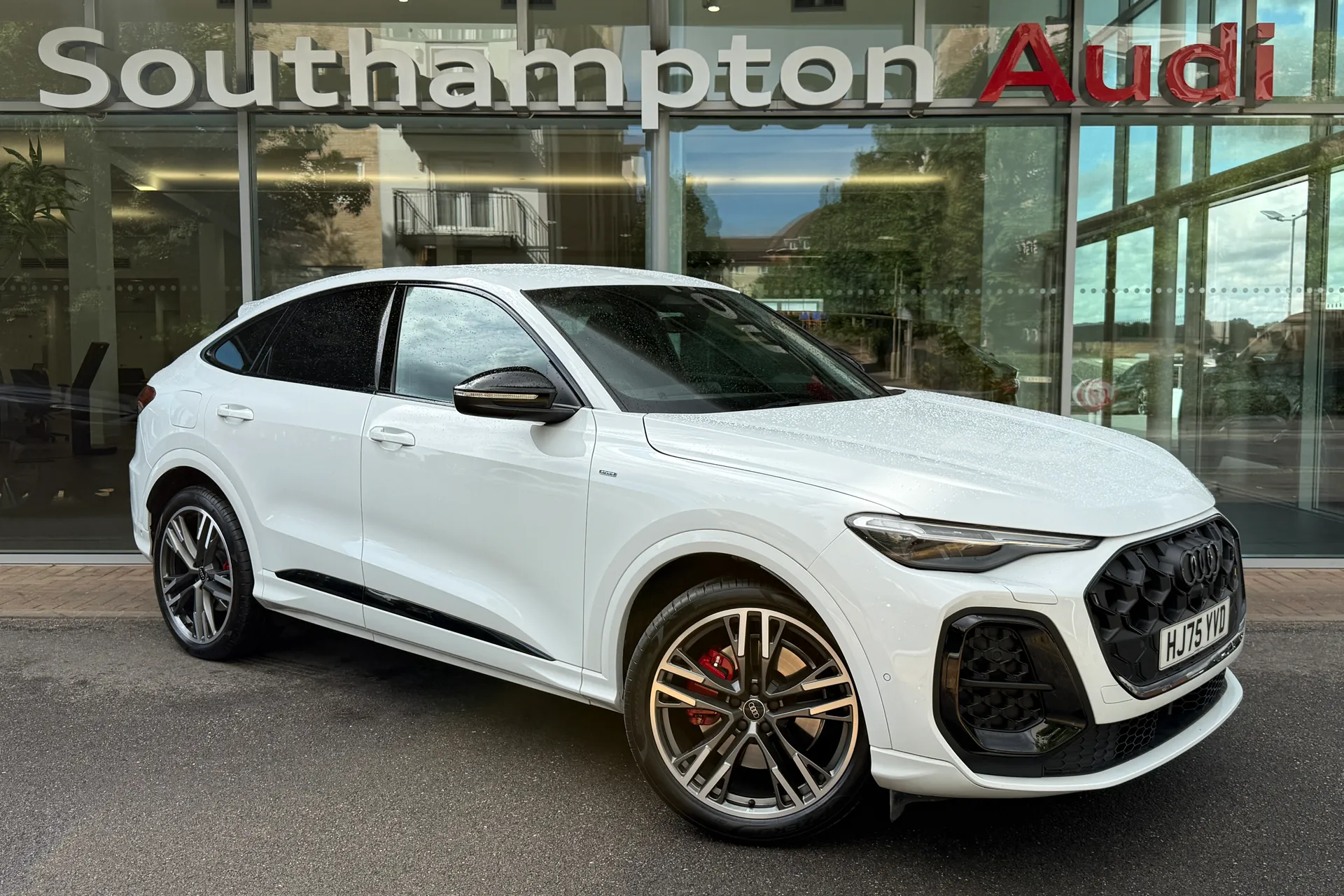 Audi Q5 thumbnail image number 57