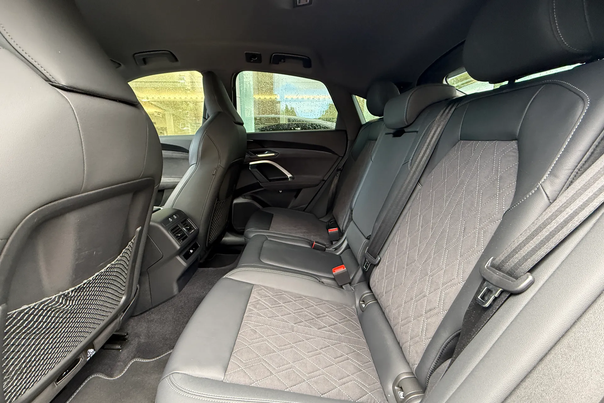 Audi Q5 thumbnail image number 17