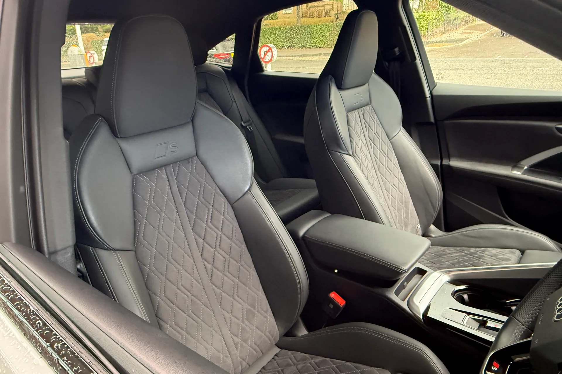 Audi Q5 thumbnail image number 35
