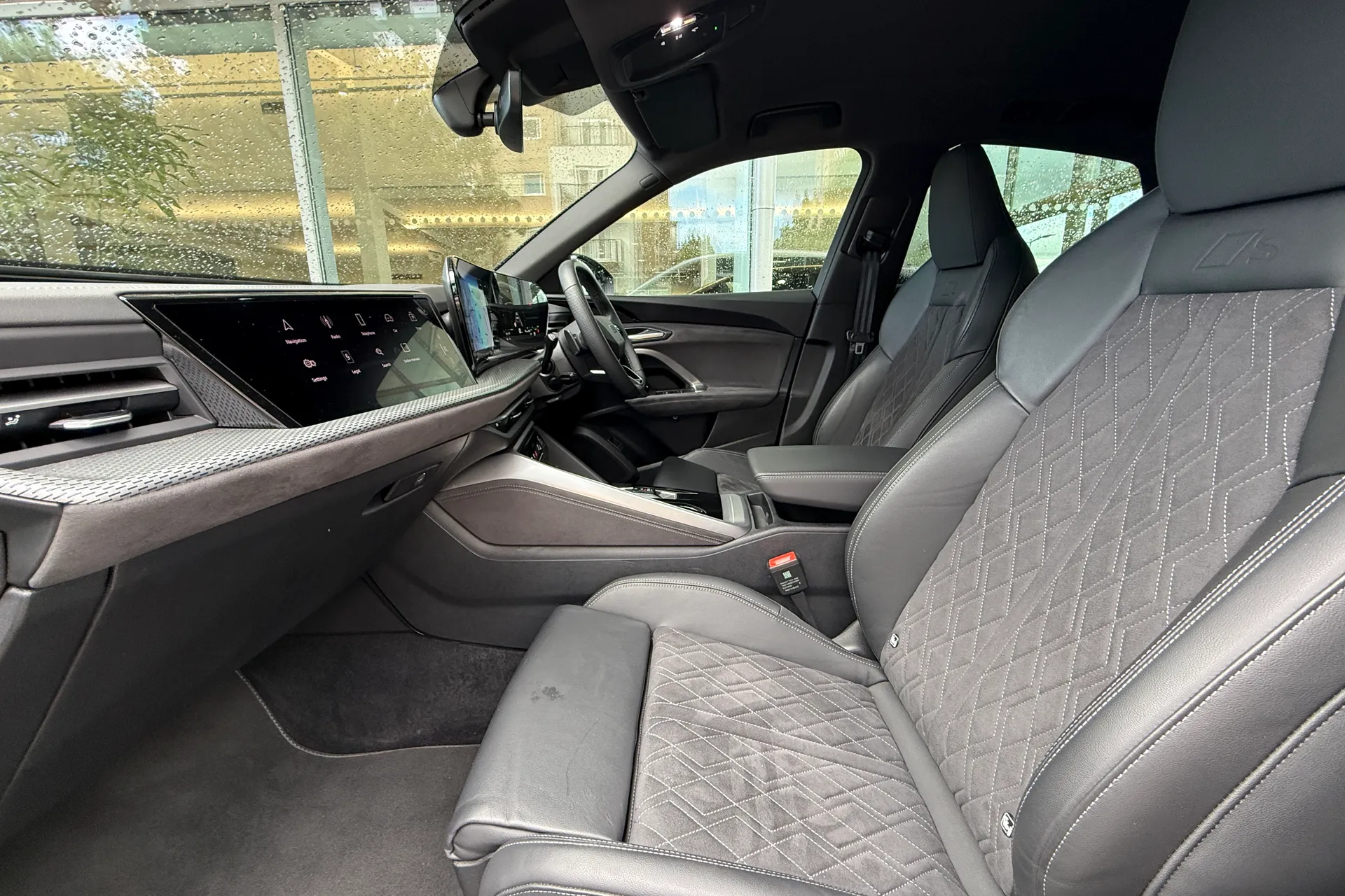 Audi Q5 thumbnail image number 15