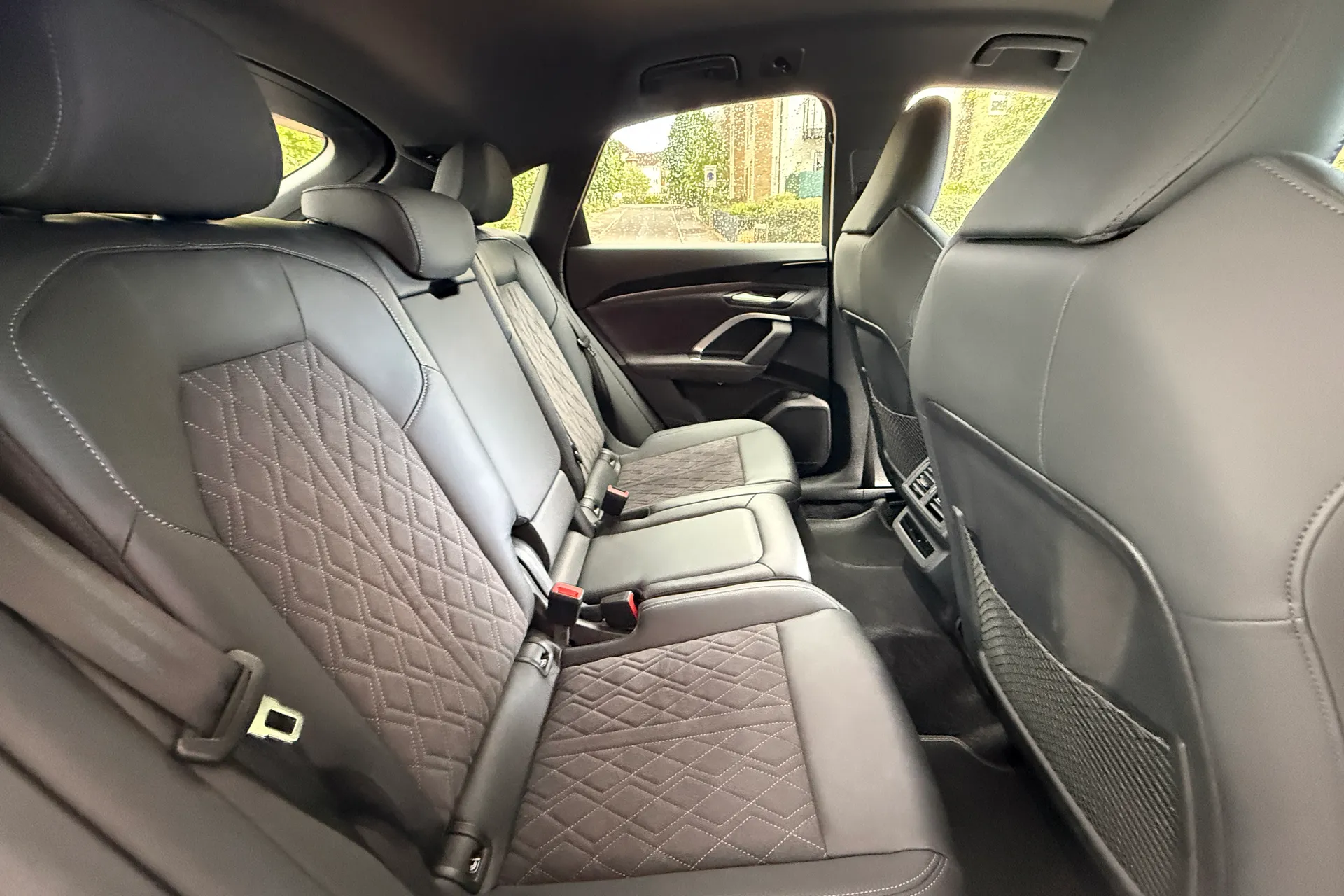 Audi Q5 thumbnail image number 30