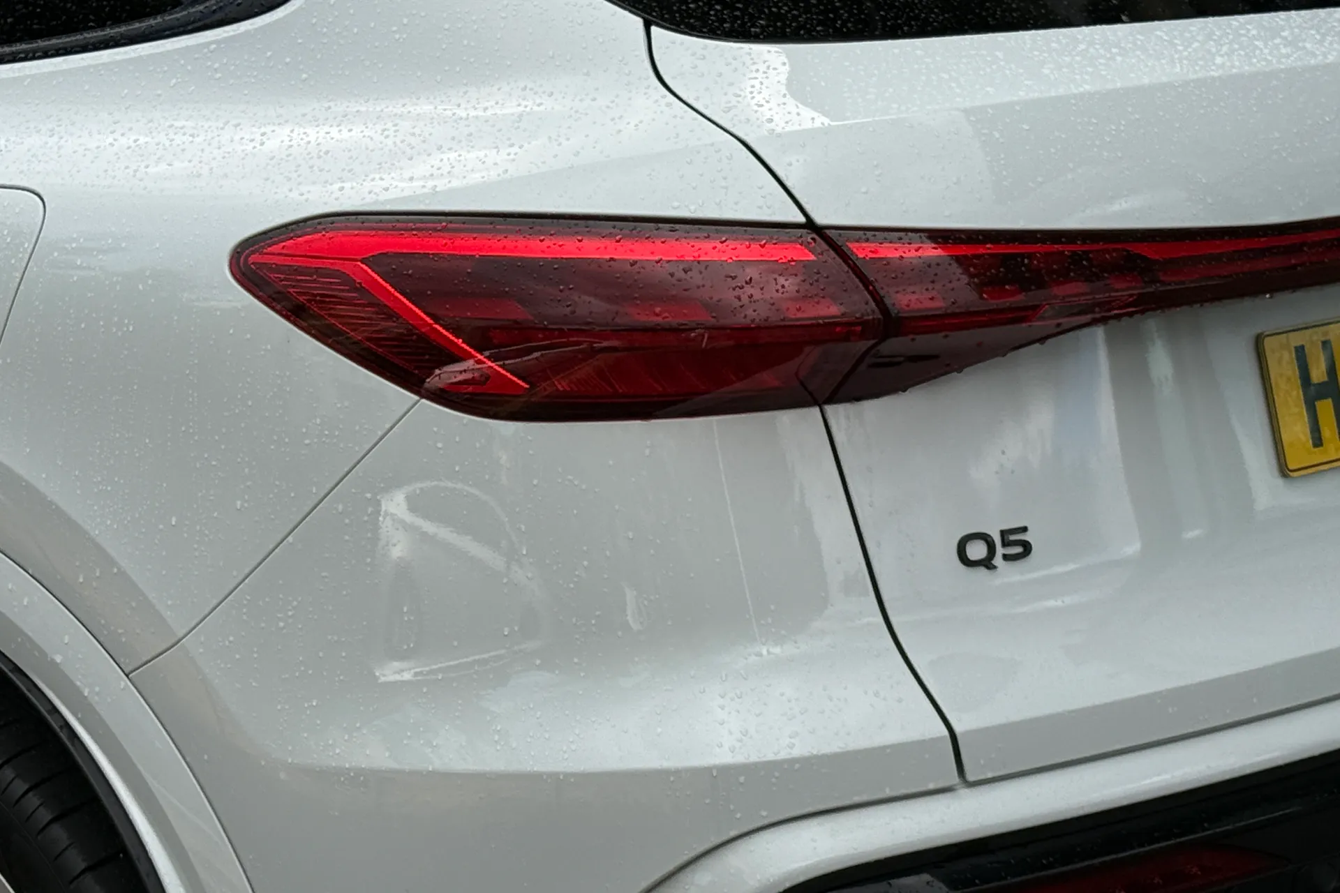 Audi Q5 thumbnail image number 21