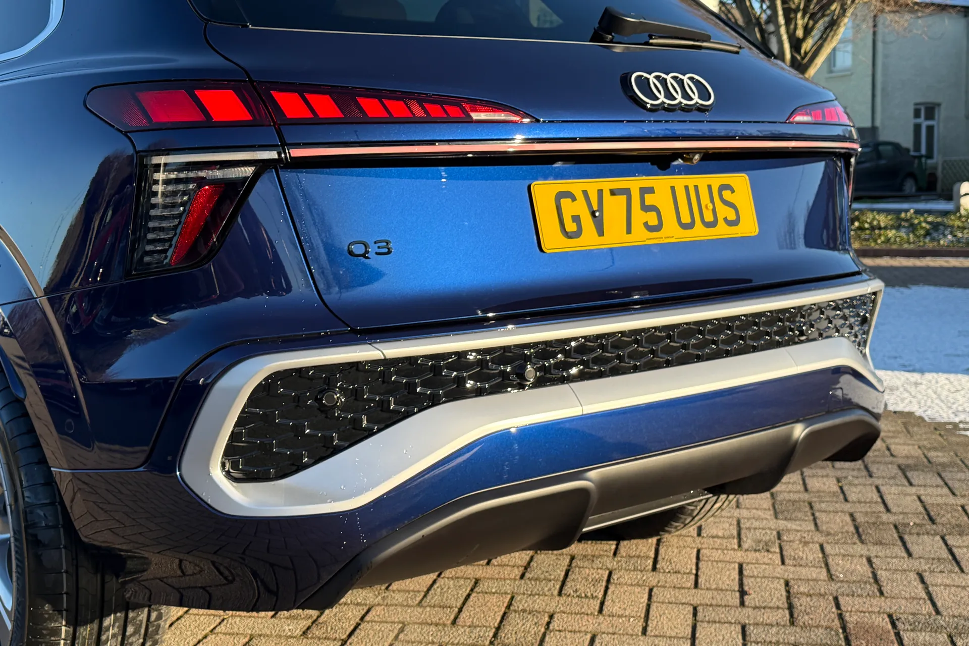 Audi Q3 thumbnail image number 57