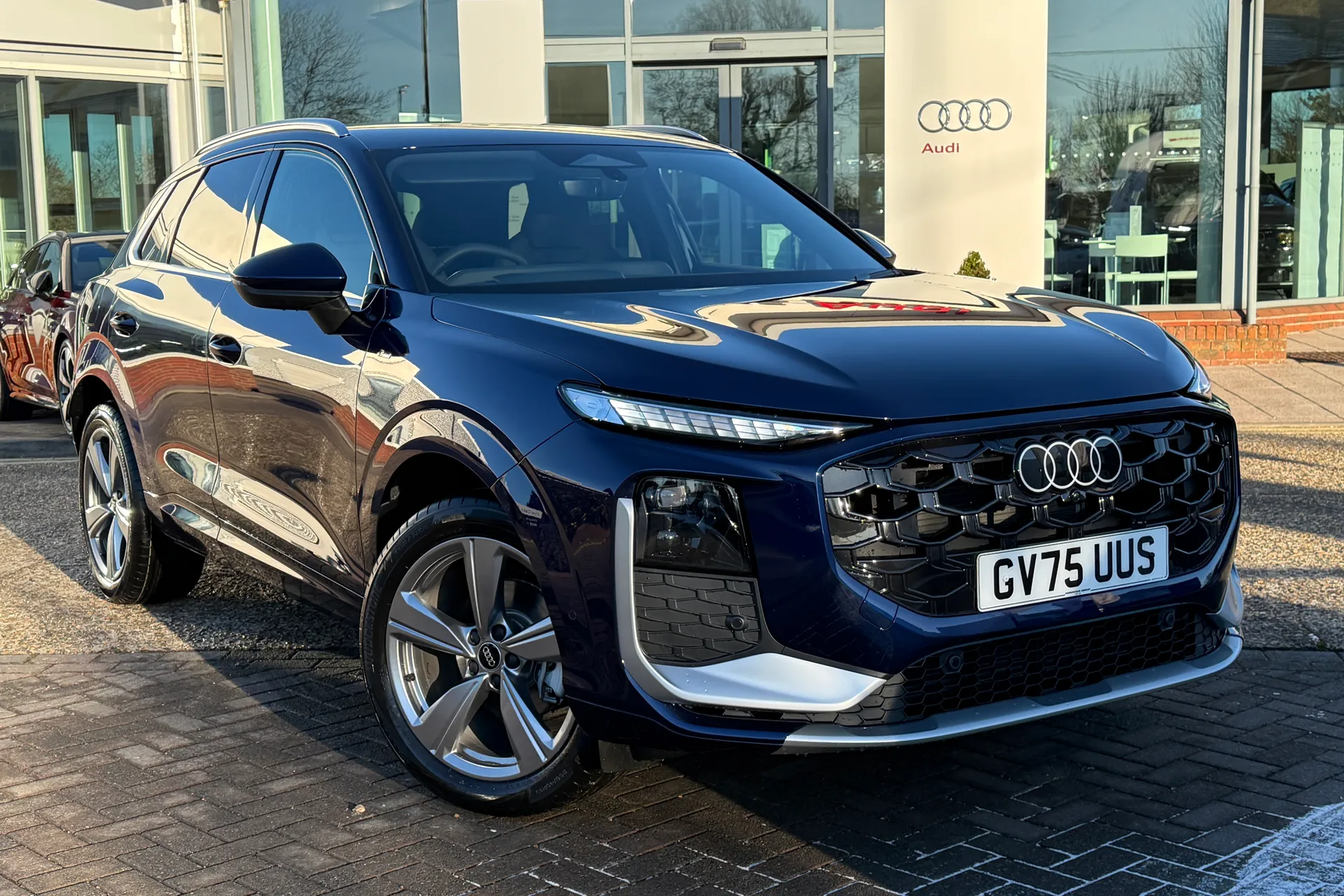 Audi Q3 thumbnail image number 29