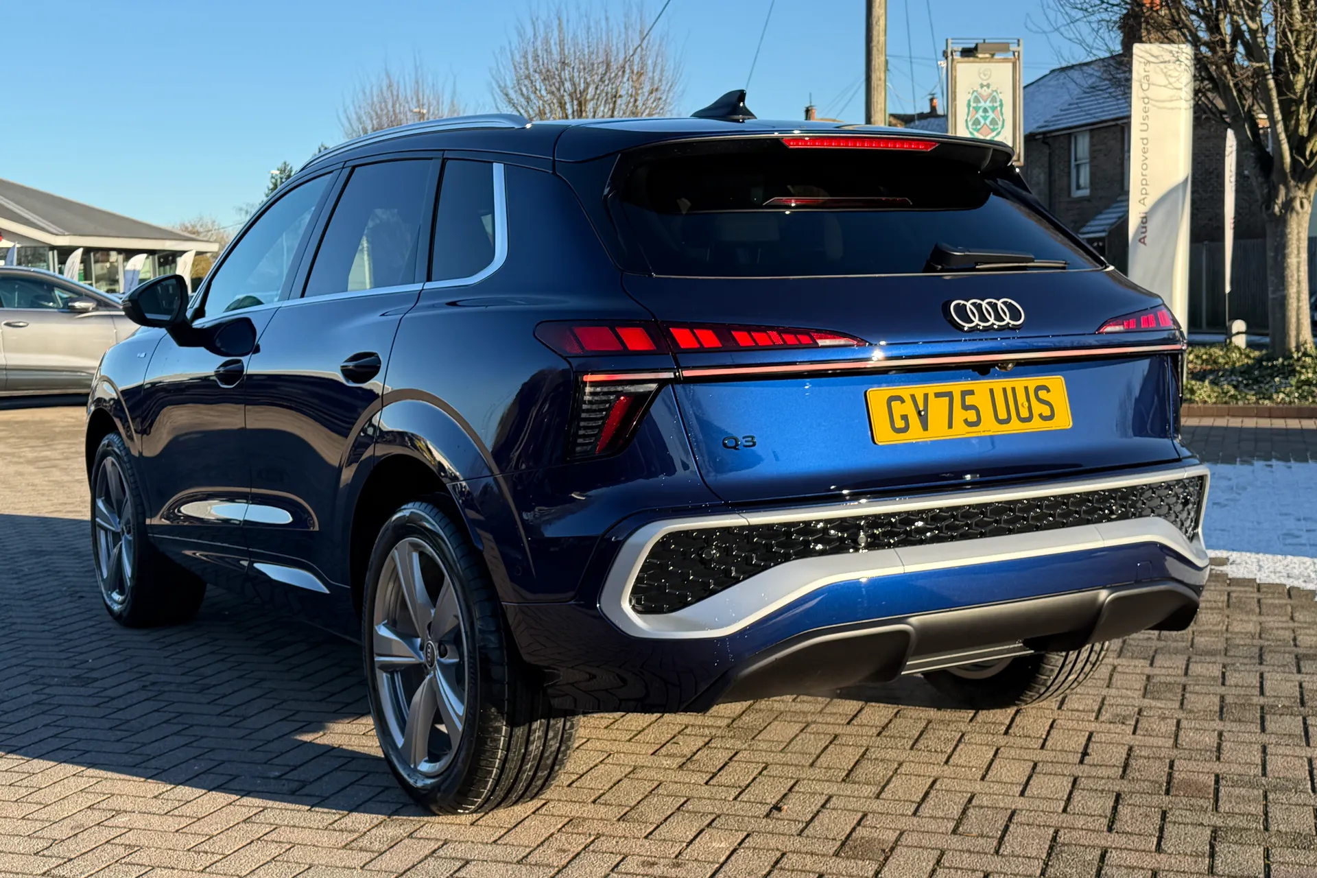 Audi Q3 thumbnail image number 39