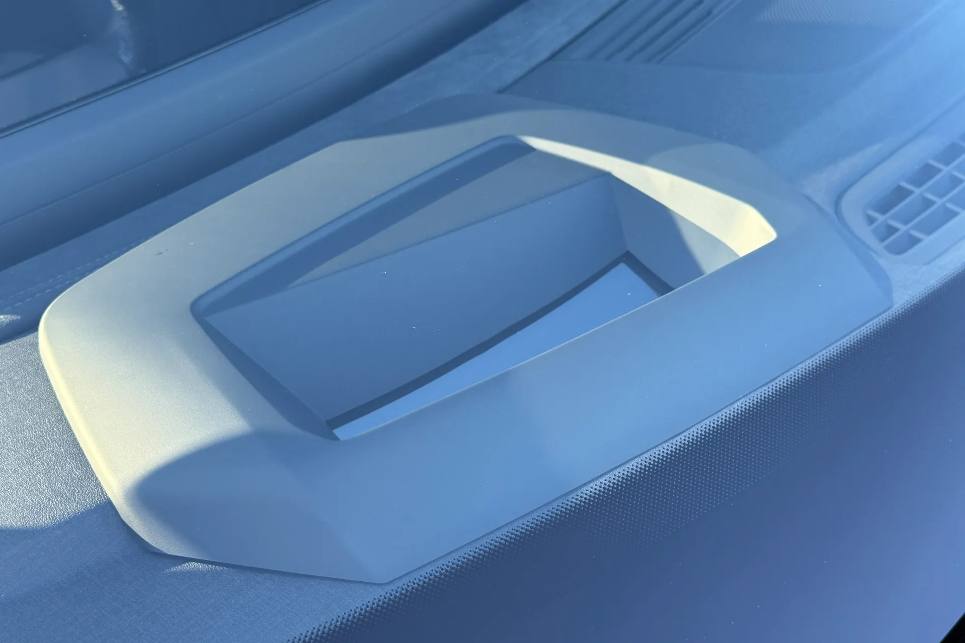 Audi Q3 thumbnail image number 8