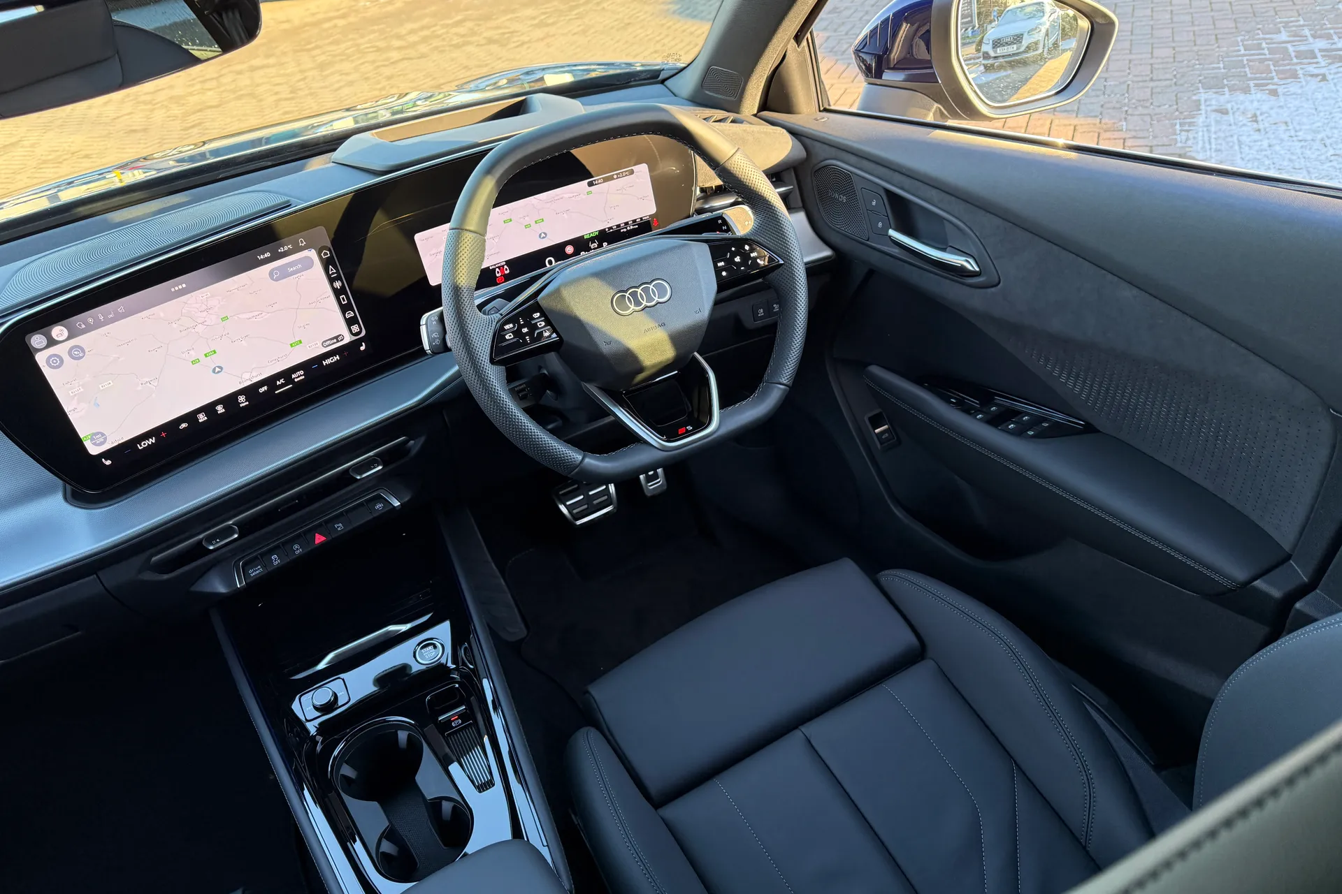 Audi Q3 thumbnail image number 48