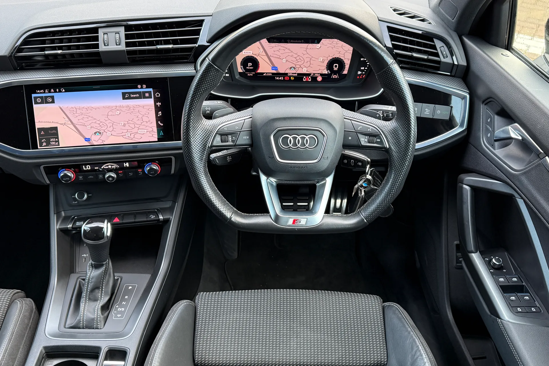 Audi Q3 thumbnail image number 5