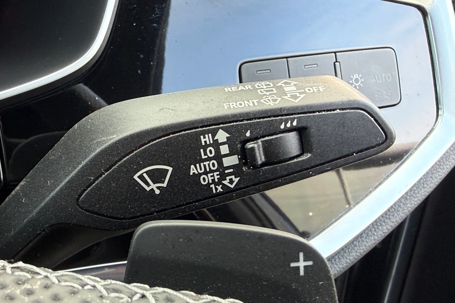 Audi Q3 thumbnail image number 63