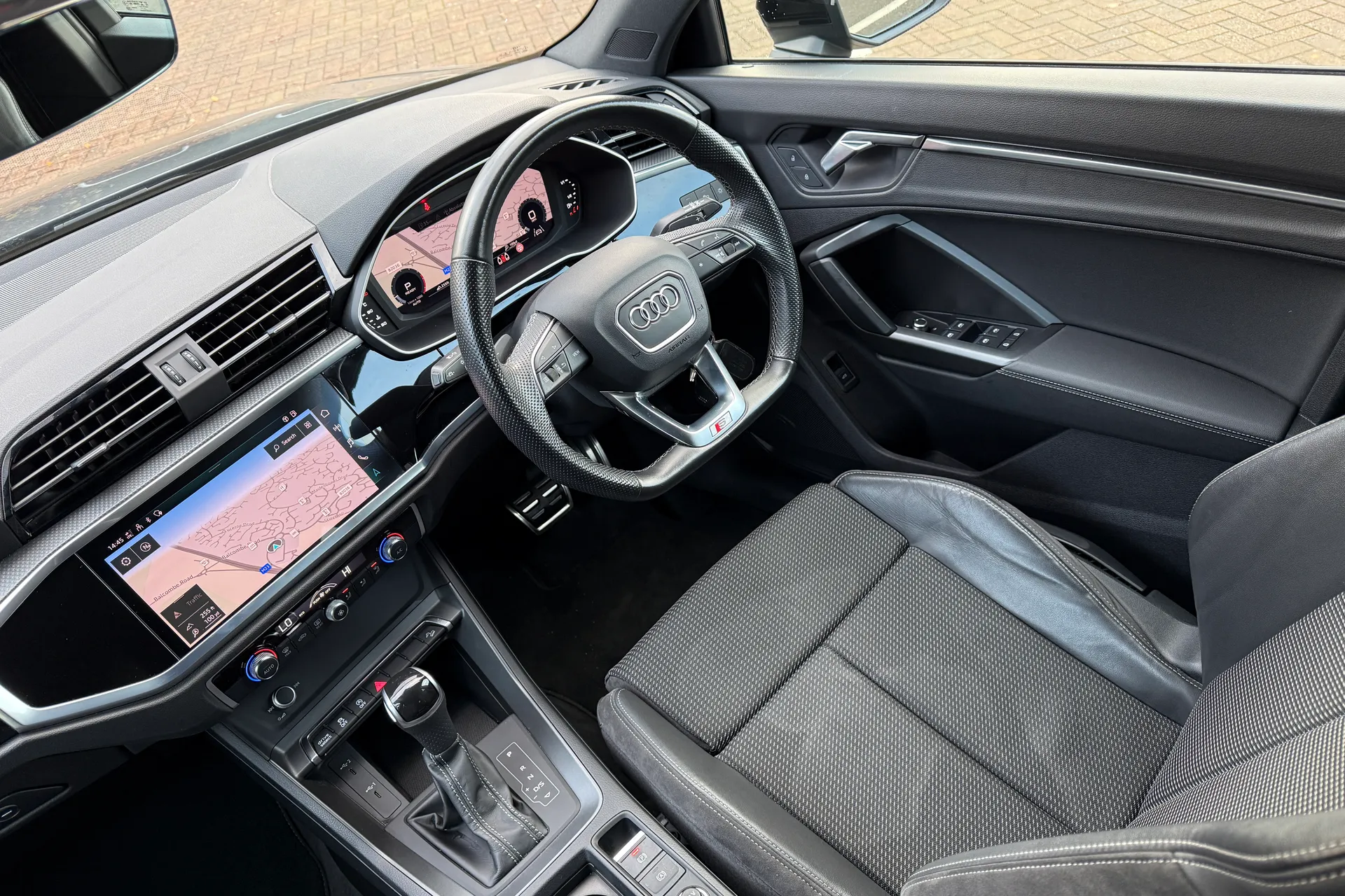 Audi Q3 thumbnail image number 57