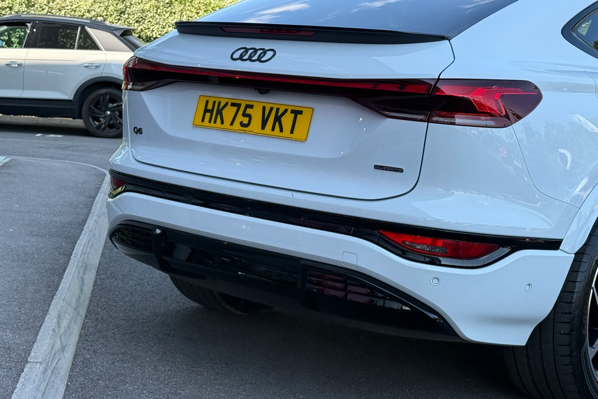Audi Q6 thumbnail image number 23
