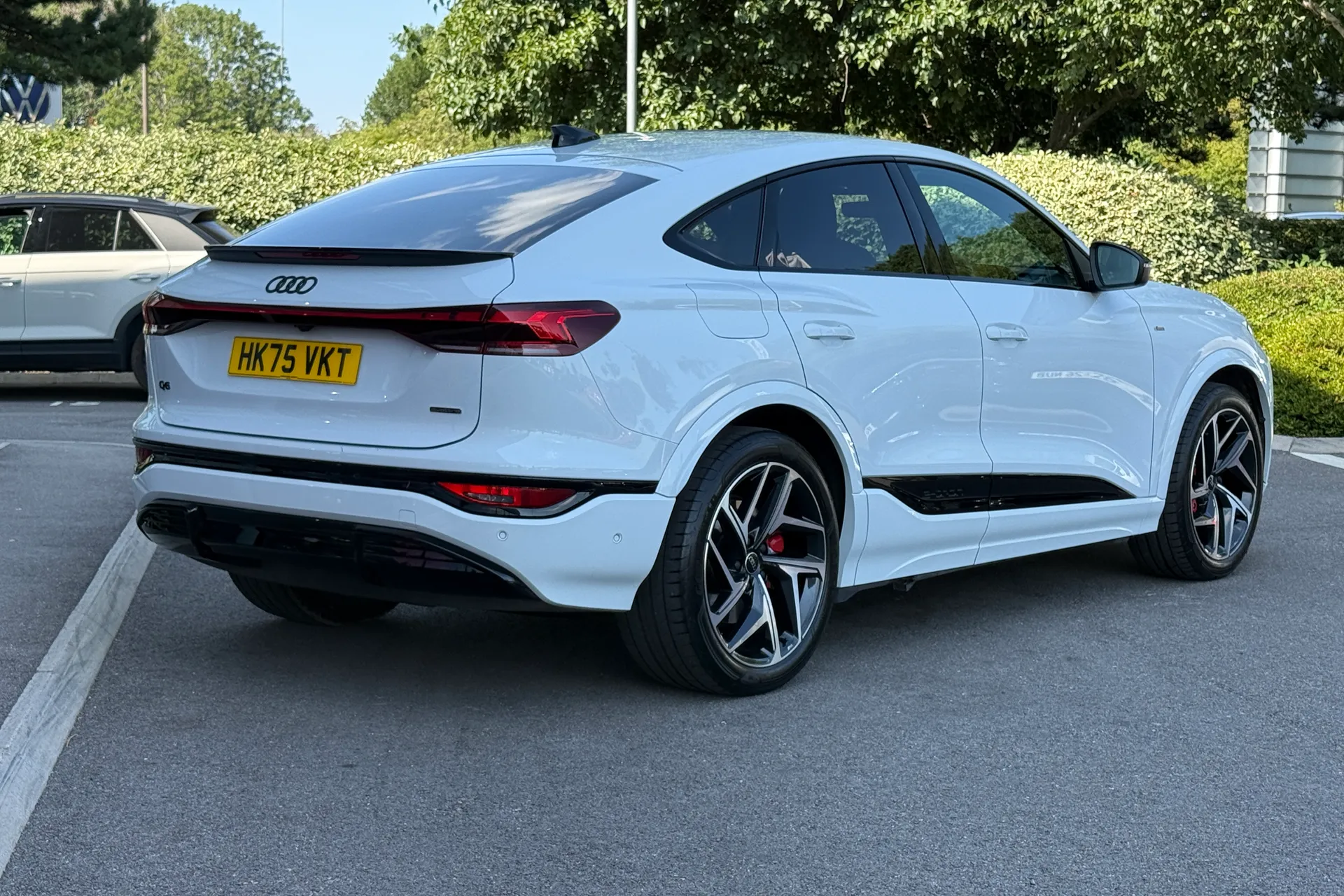 Audi Q6 thumbnail image number 35