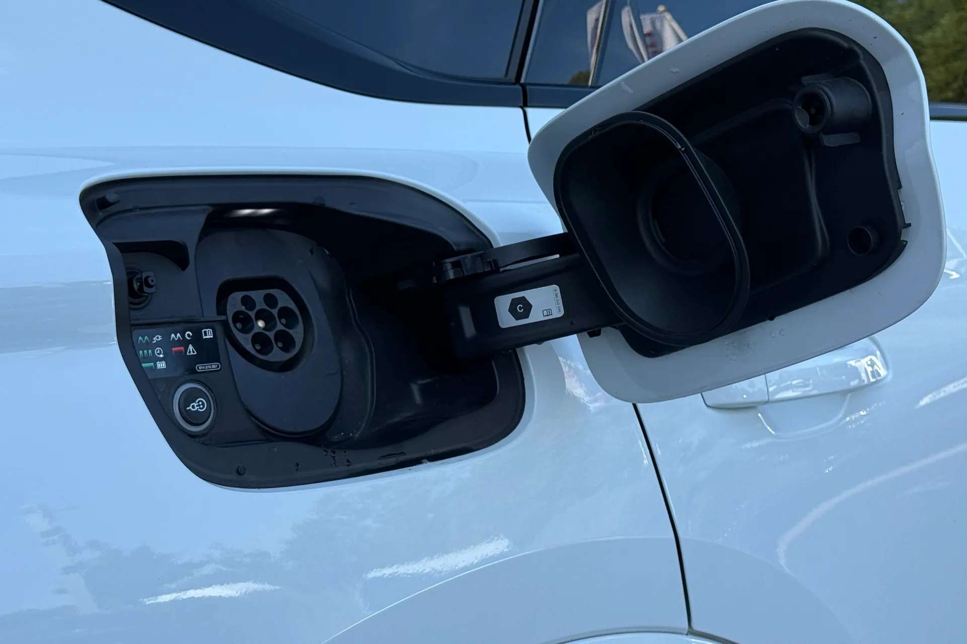 Audi Q6 thumbnail image number 26