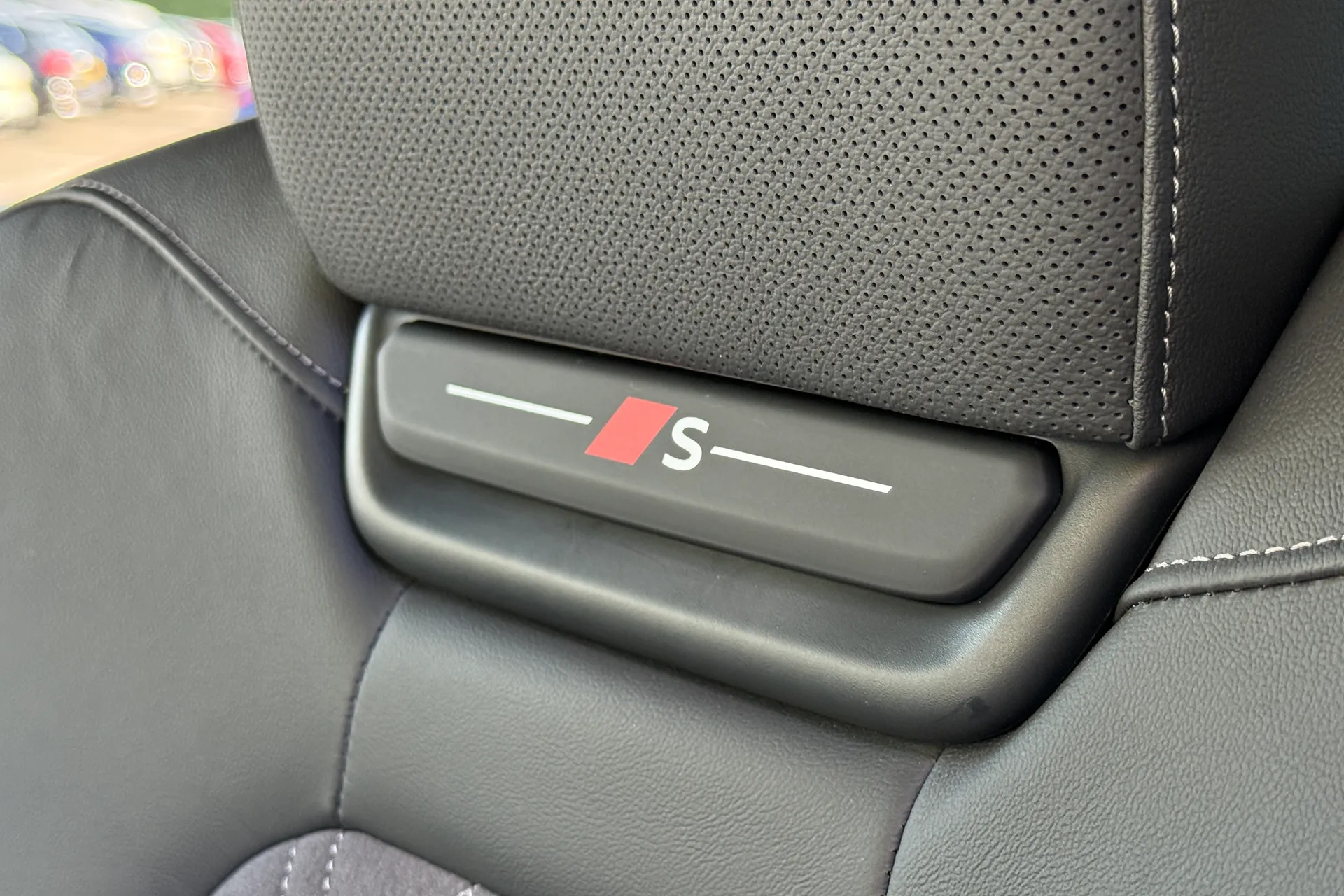 Audi Q6 thumbnail image number 43