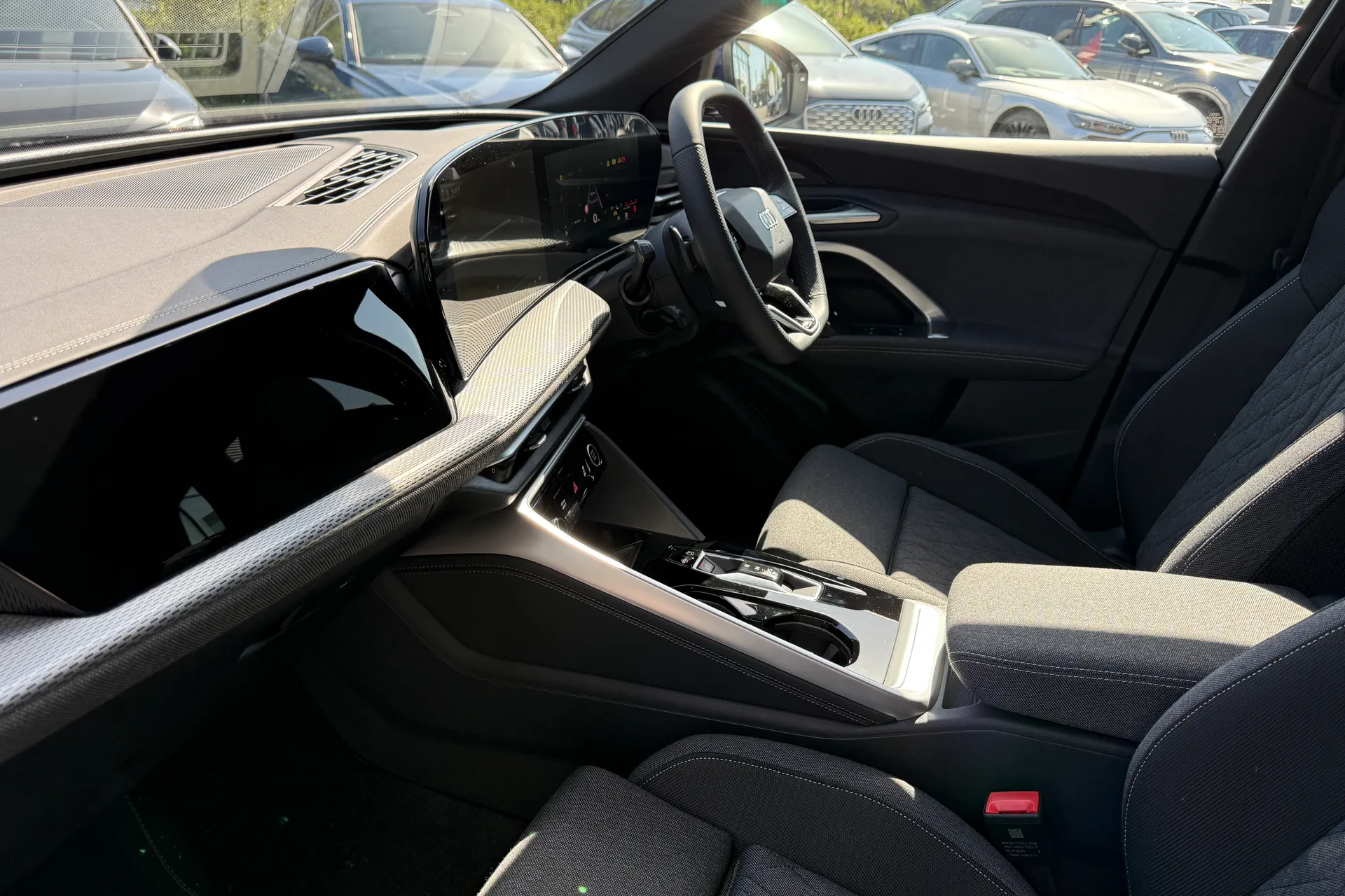 Audi Q5 thumbnail image number 40