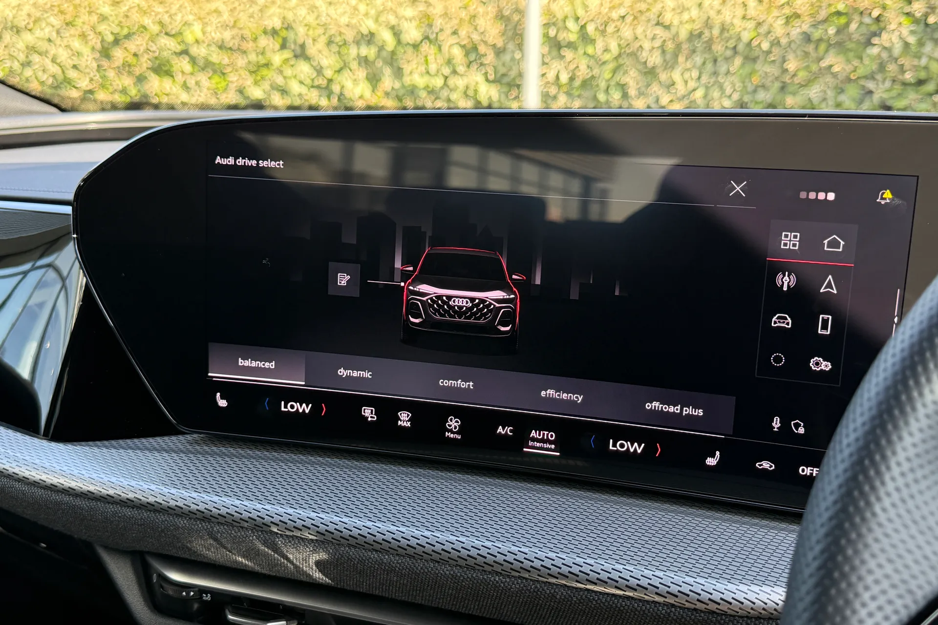 Audi Q5 thumbnail image number 14