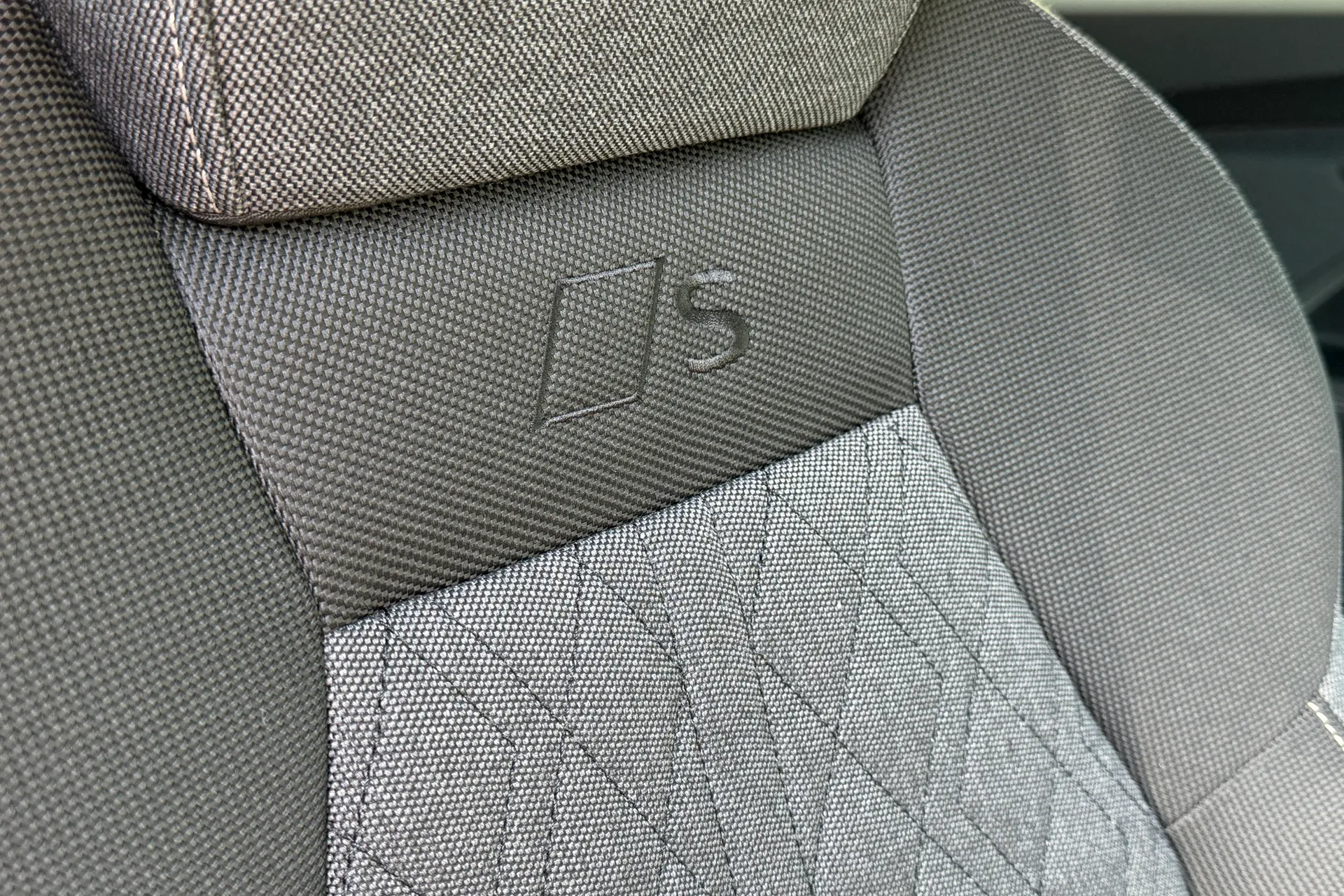 Audi Q5 thumbnail image number 6