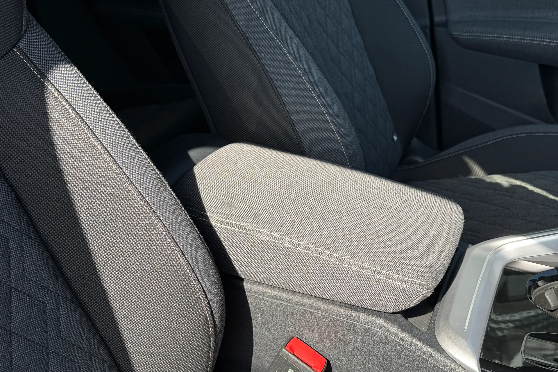 Audi Q5 thumbnail image number 25